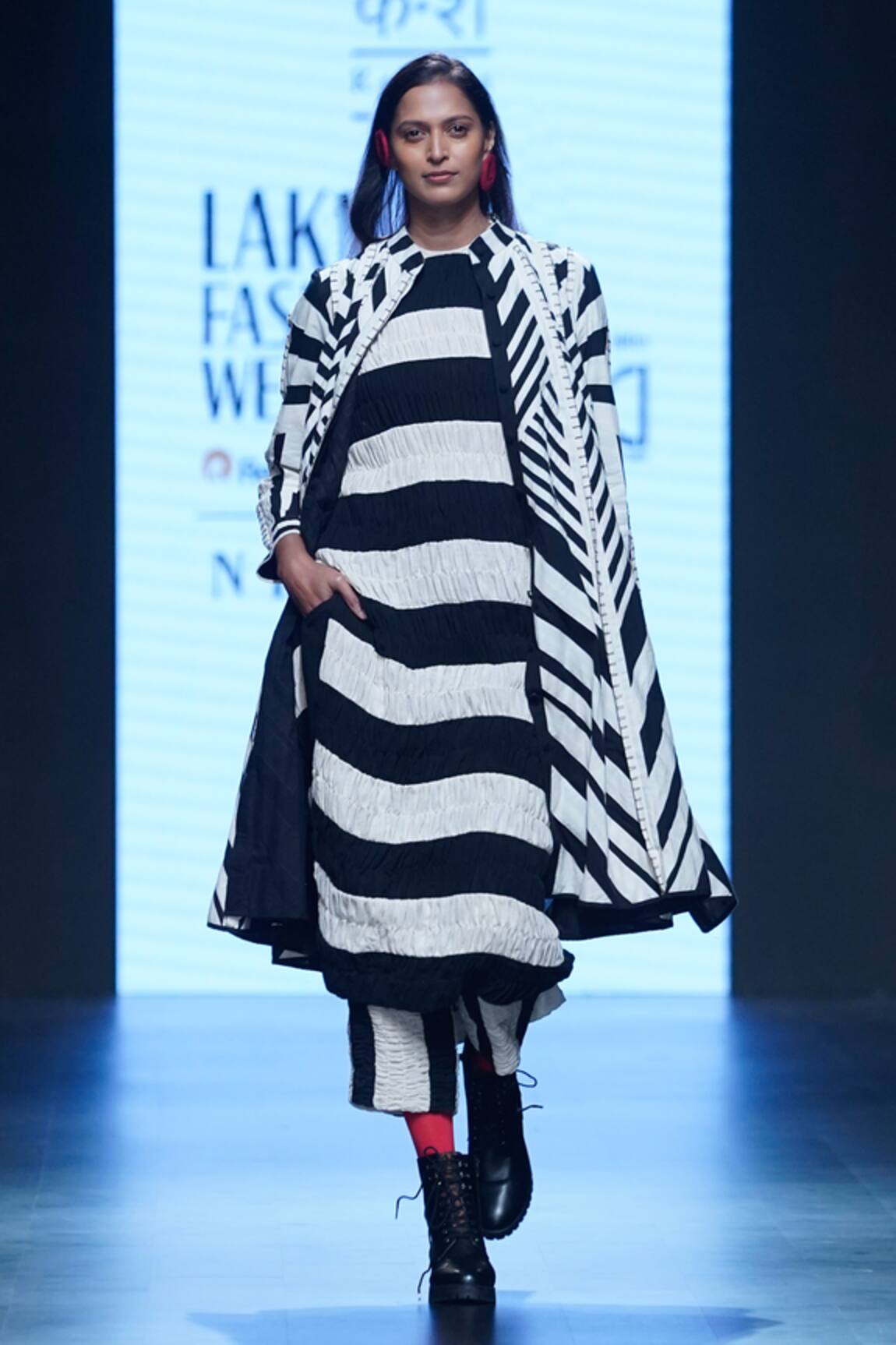 KA-Sha Striped Pattern Ruched Tunic 