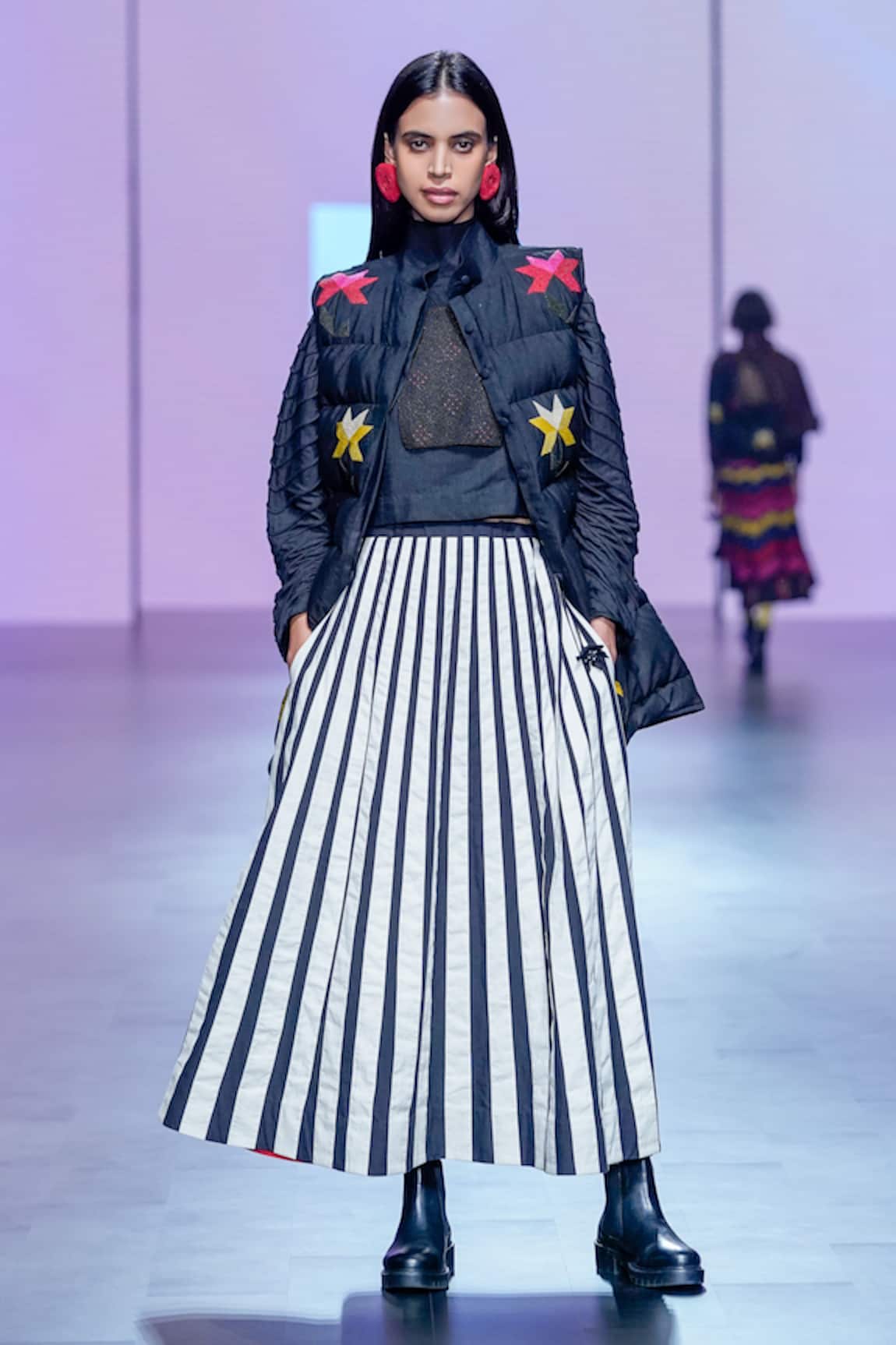 KA-Sha Striped Applique Midi Skirt 