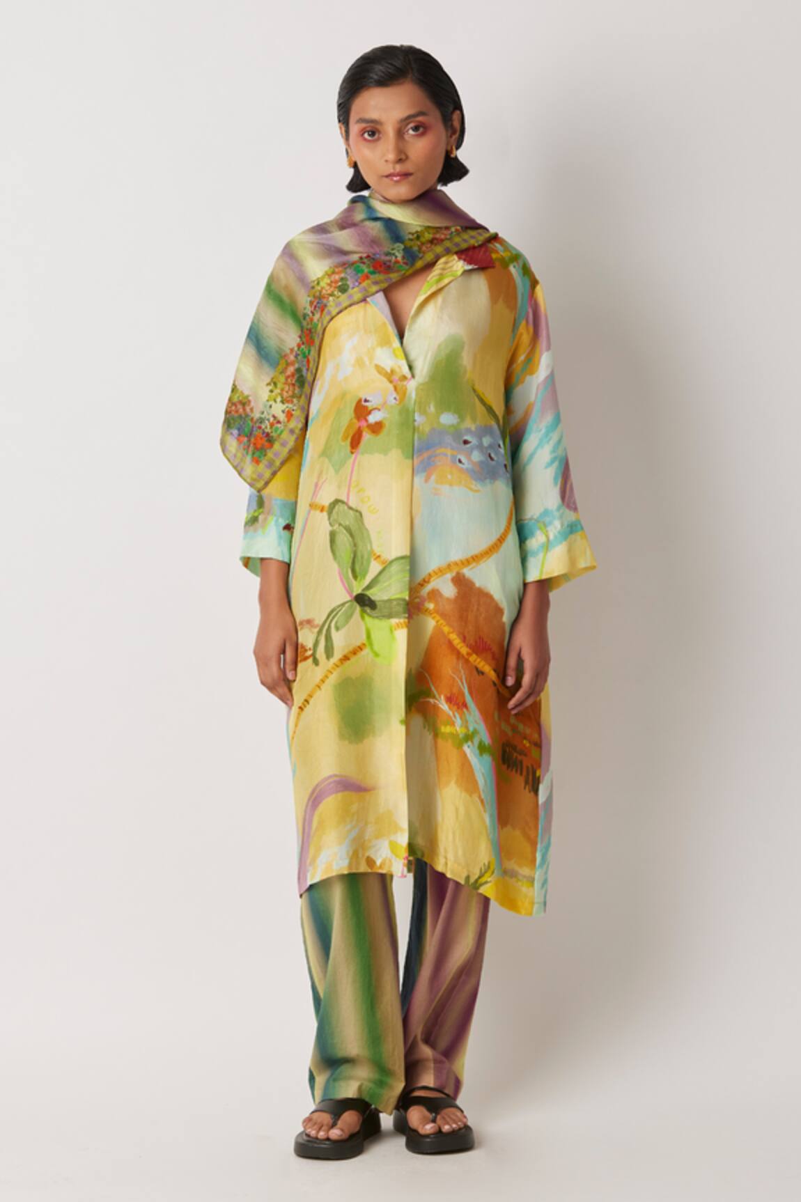 Yavi Labile Life Circle Print Midi Dress 