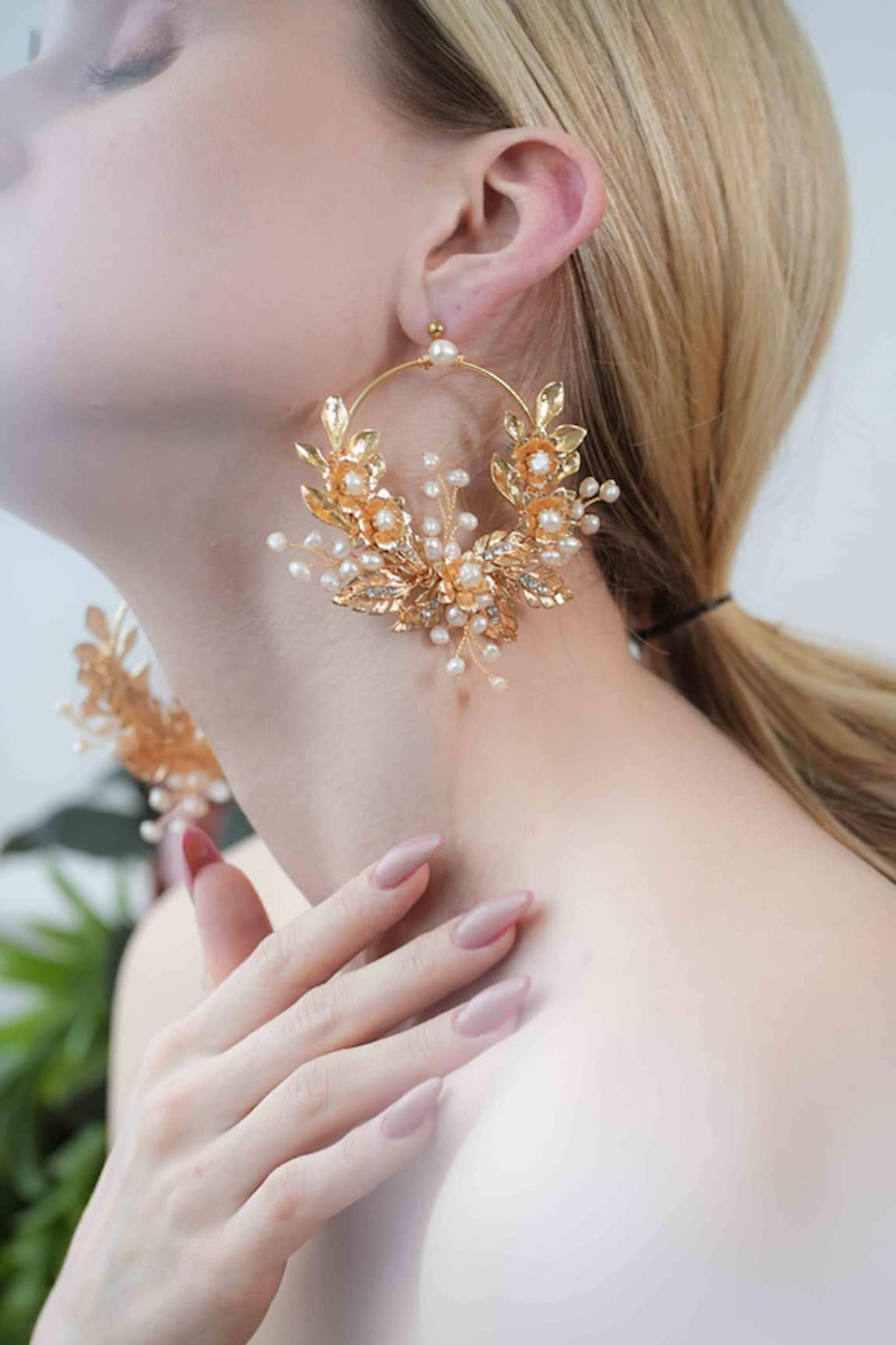 Floristaa by mahek Bertie Pearl Studded Floral Earrings