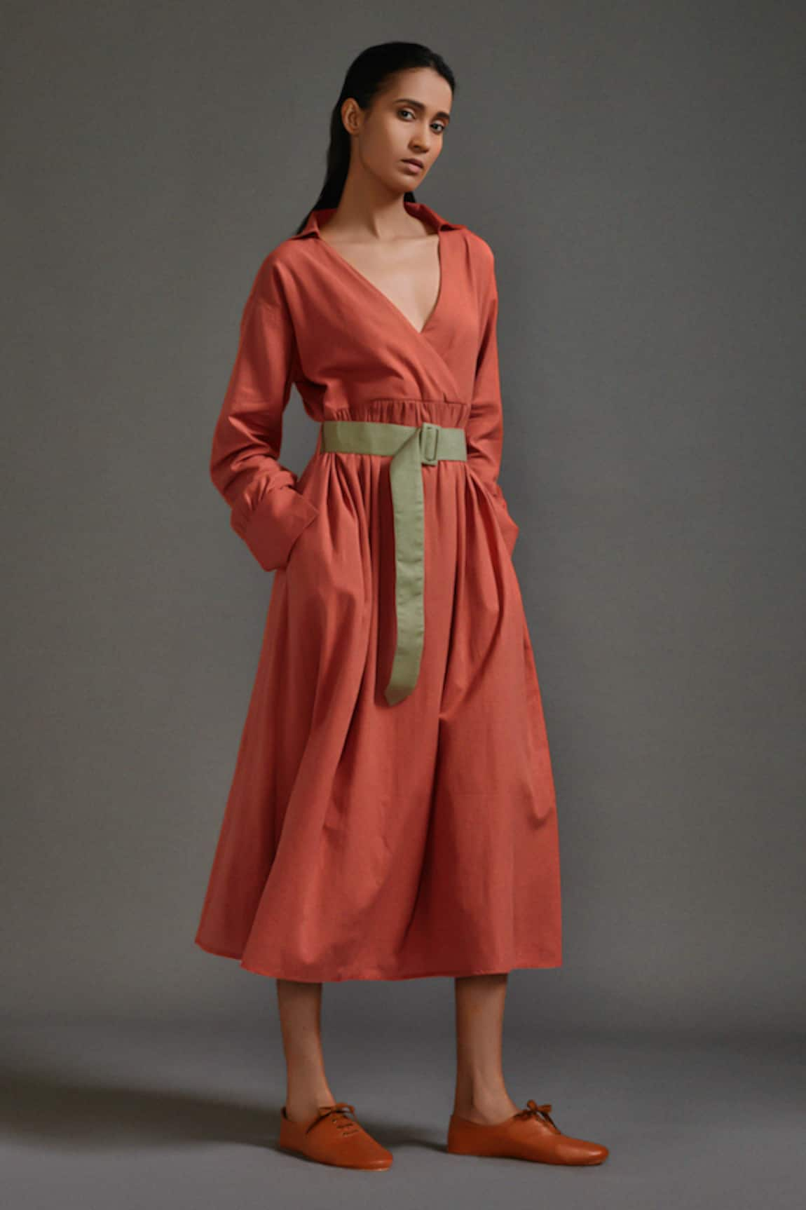 MATI Overlapped Dress with Belt