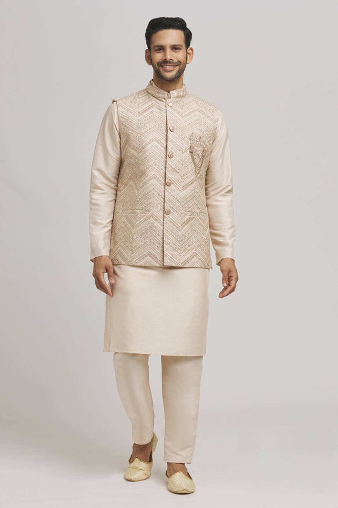 Aham-Vayam Chevron Embroidered Bundi Kurta Set 