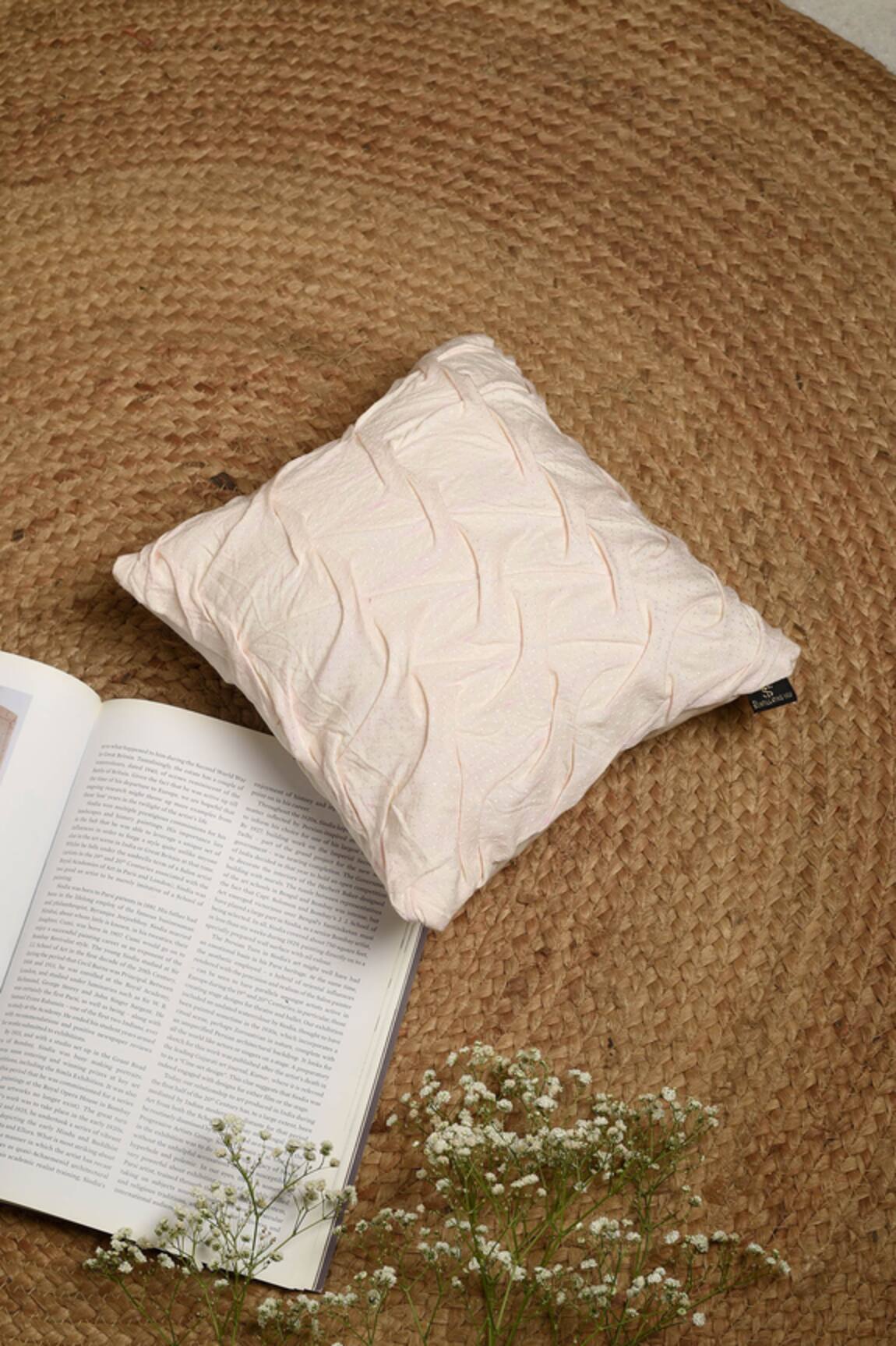 Solasta Snowy Textured Cushion Cover