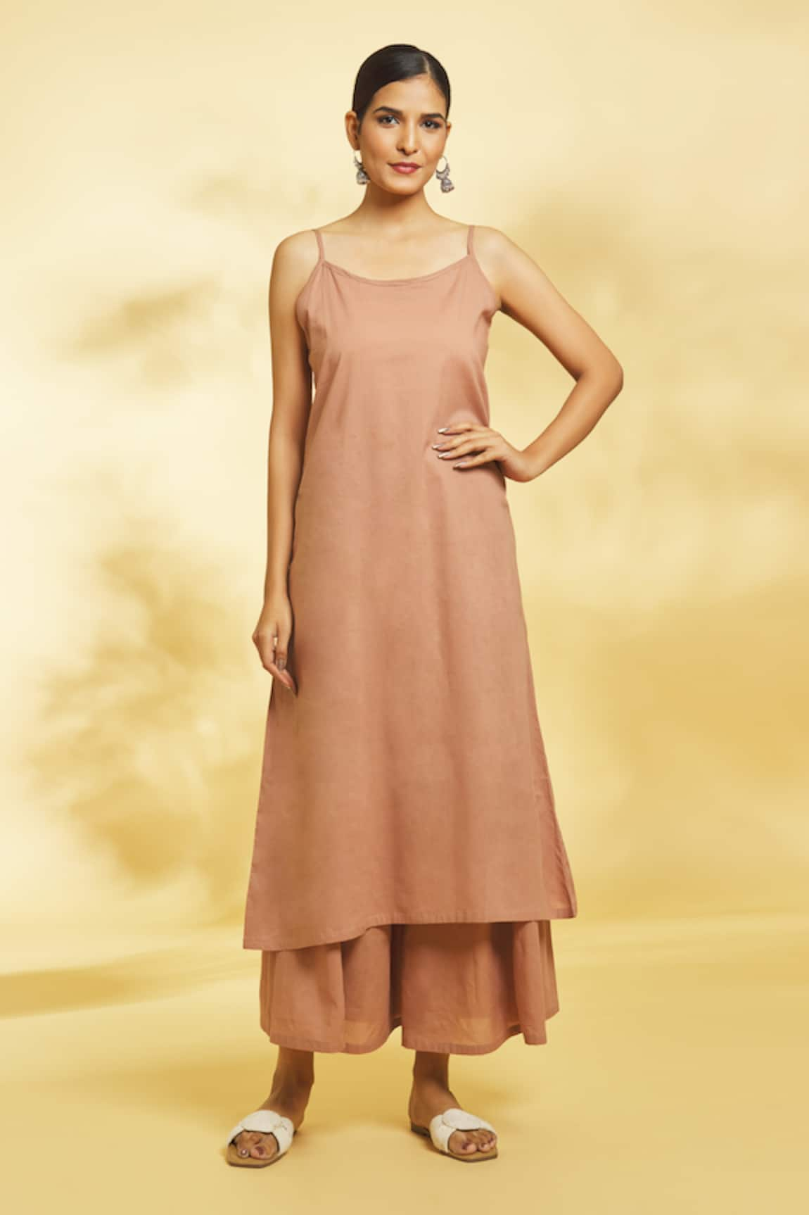 Naintara Bajaj Plain Singlet Kurta With Palazzo