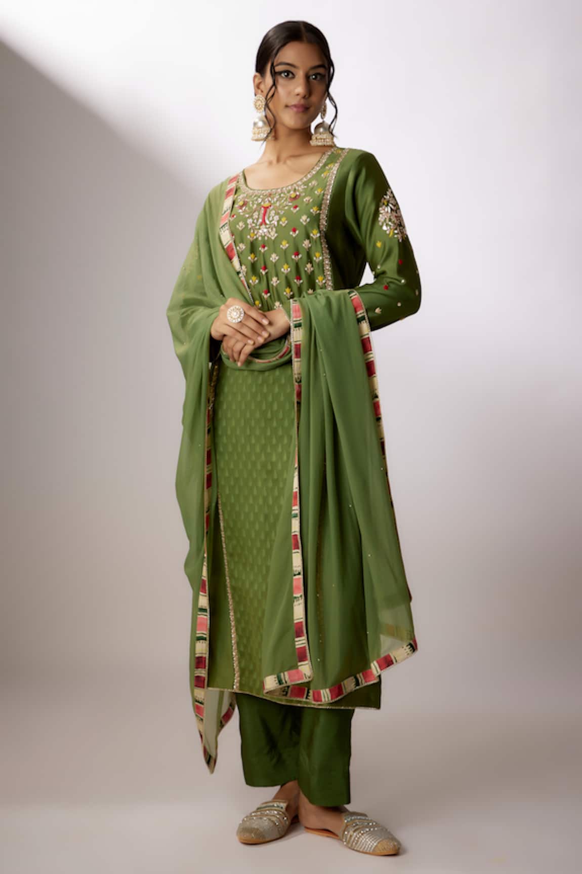 Nadima Saqib Chanderi Zardosi & Pearl Embroidered Kurta Pant Set