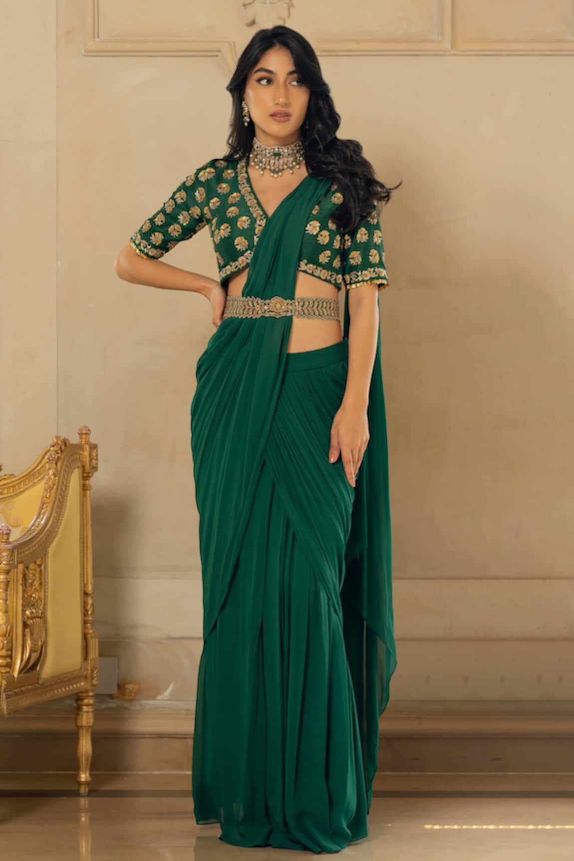 Paulmi and Harsh Pre-Stitched Saree With V Neck Blouse & Belt 