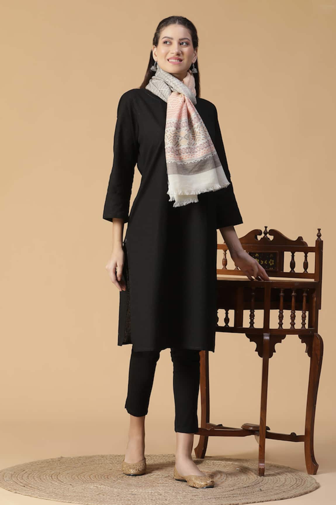 Shingora Saharas Striped Pattern Stole 