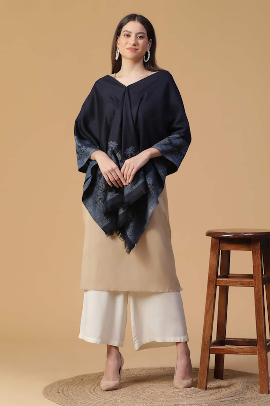 Shingora Daphne Woven Woolen Shawl 