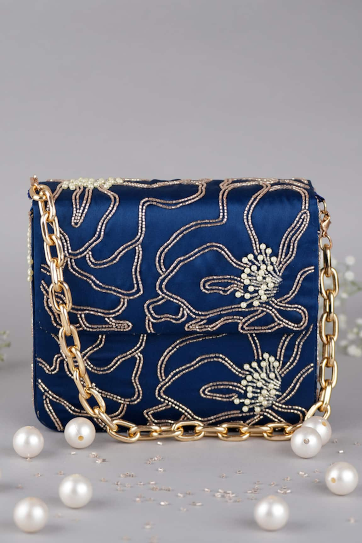 FEZA BAGS Floral Embroidered Clutch