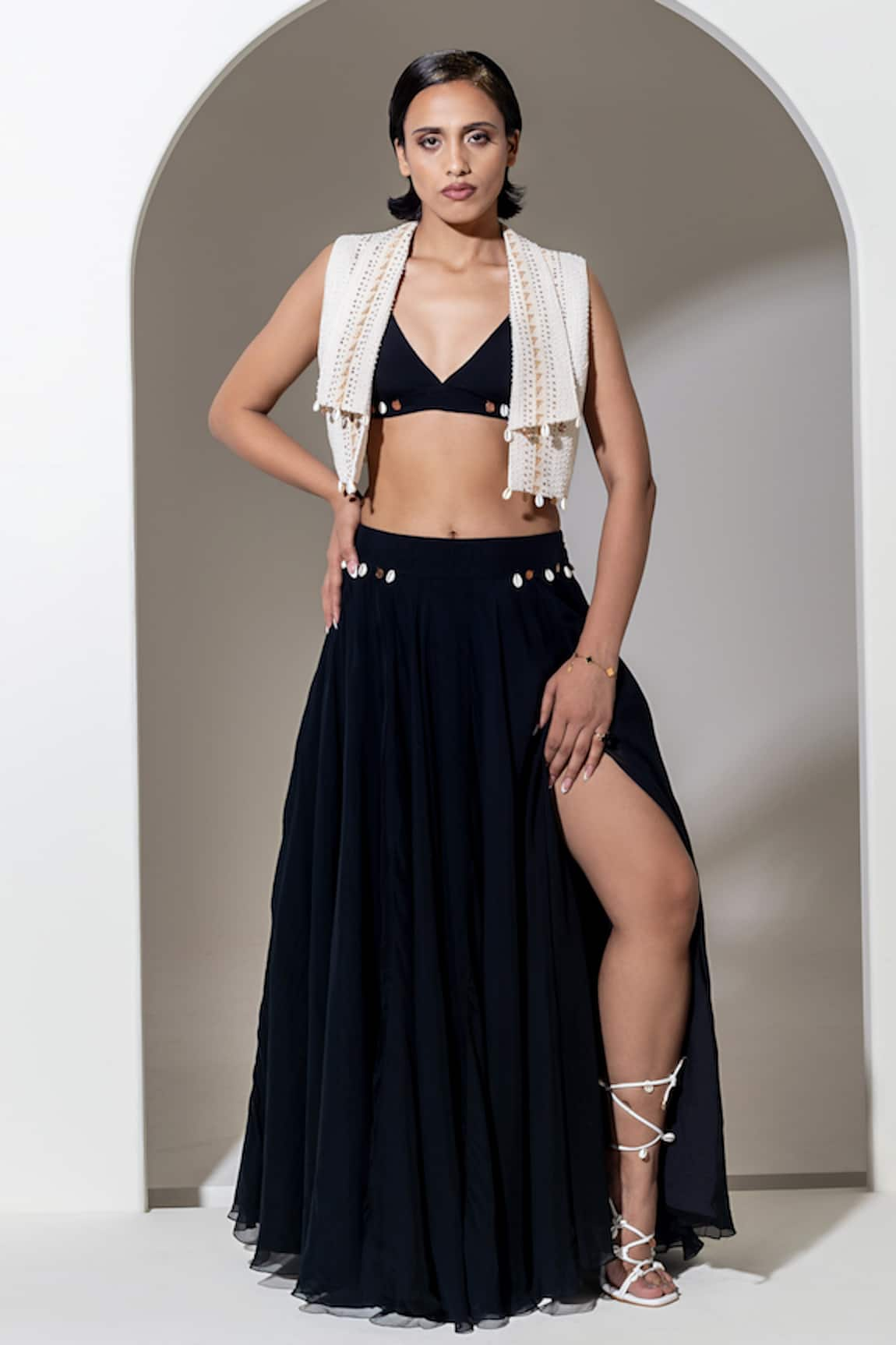 KUSMI Embroidered Flared Skirt