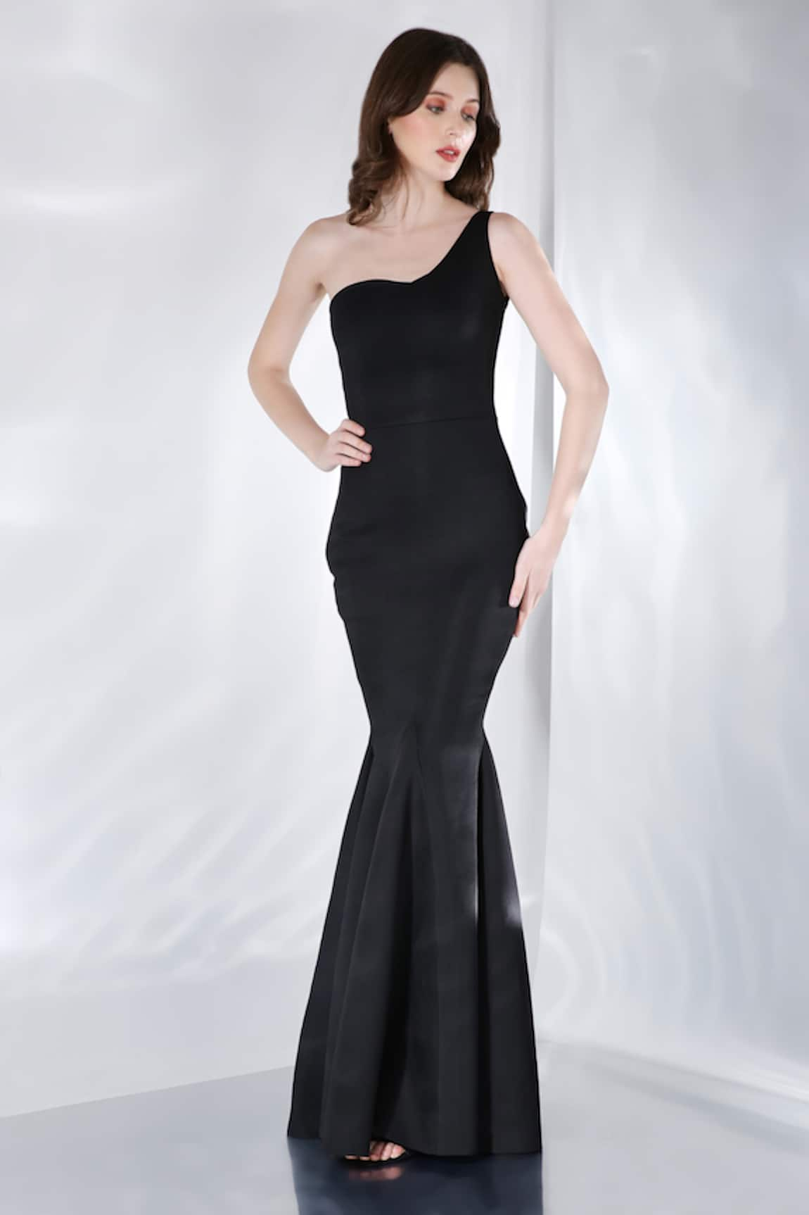 Ozeqo Alizeh One Shoulder Gown