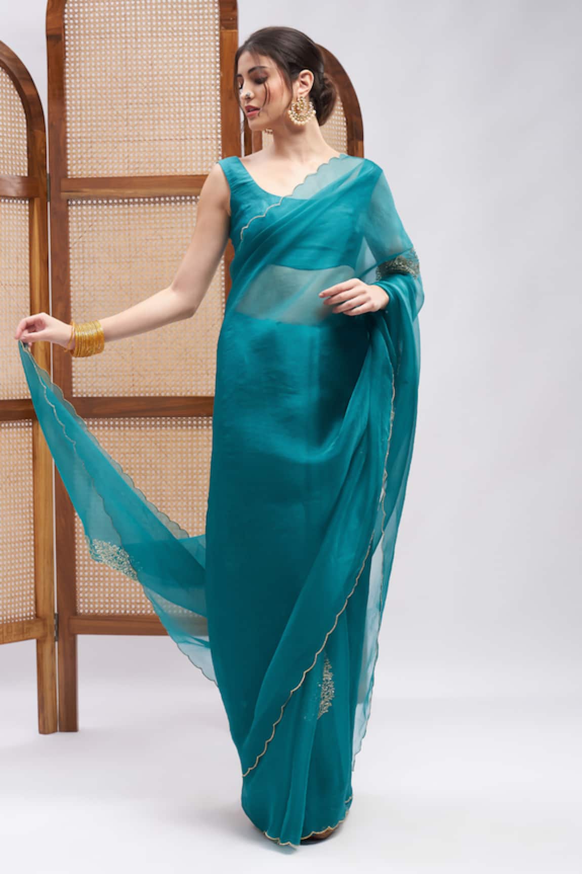 Buy Off-White Unstitched Sequins Saree And Blouse With Cowl