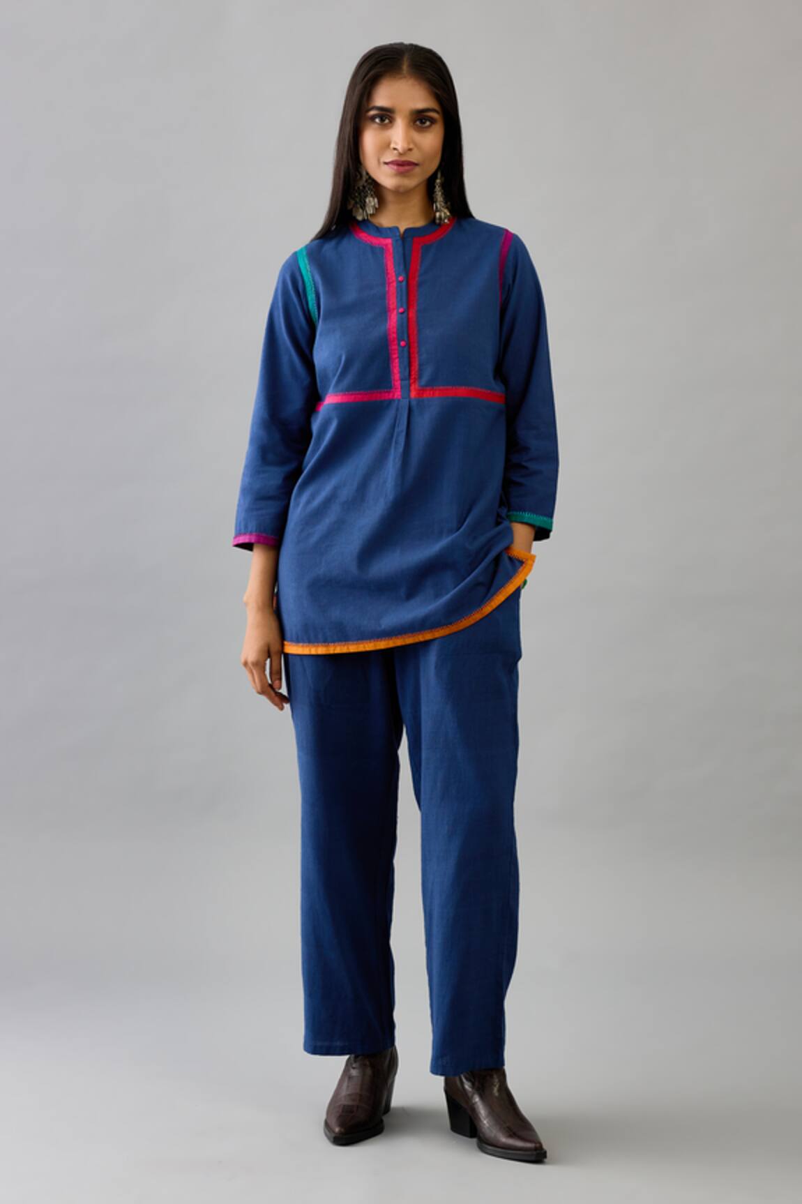 Kora Handloom Cotton Border Embroidered Kurta & Pant Set