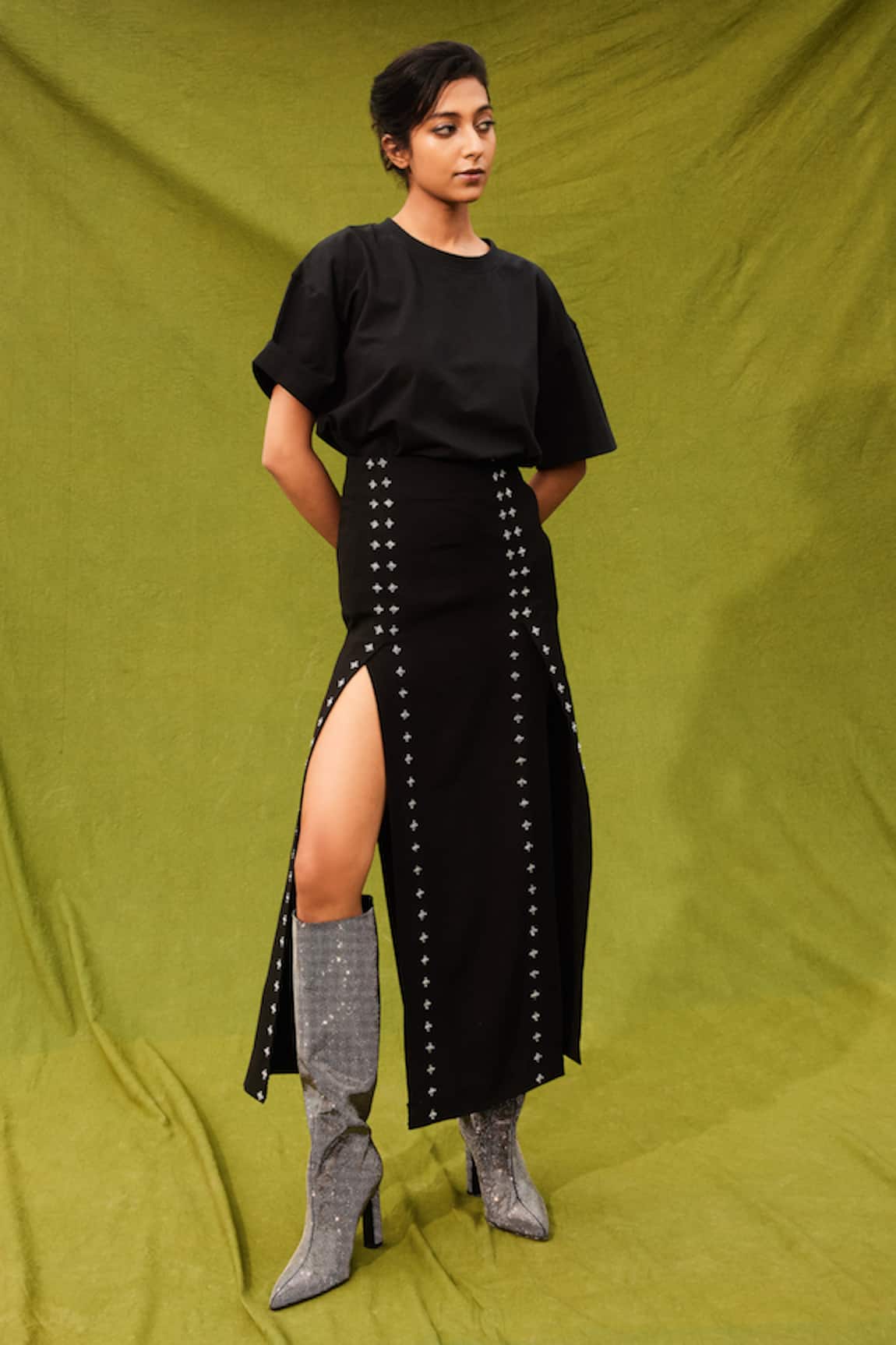 Kangana Trehan Nat Embellished Slit Skirt