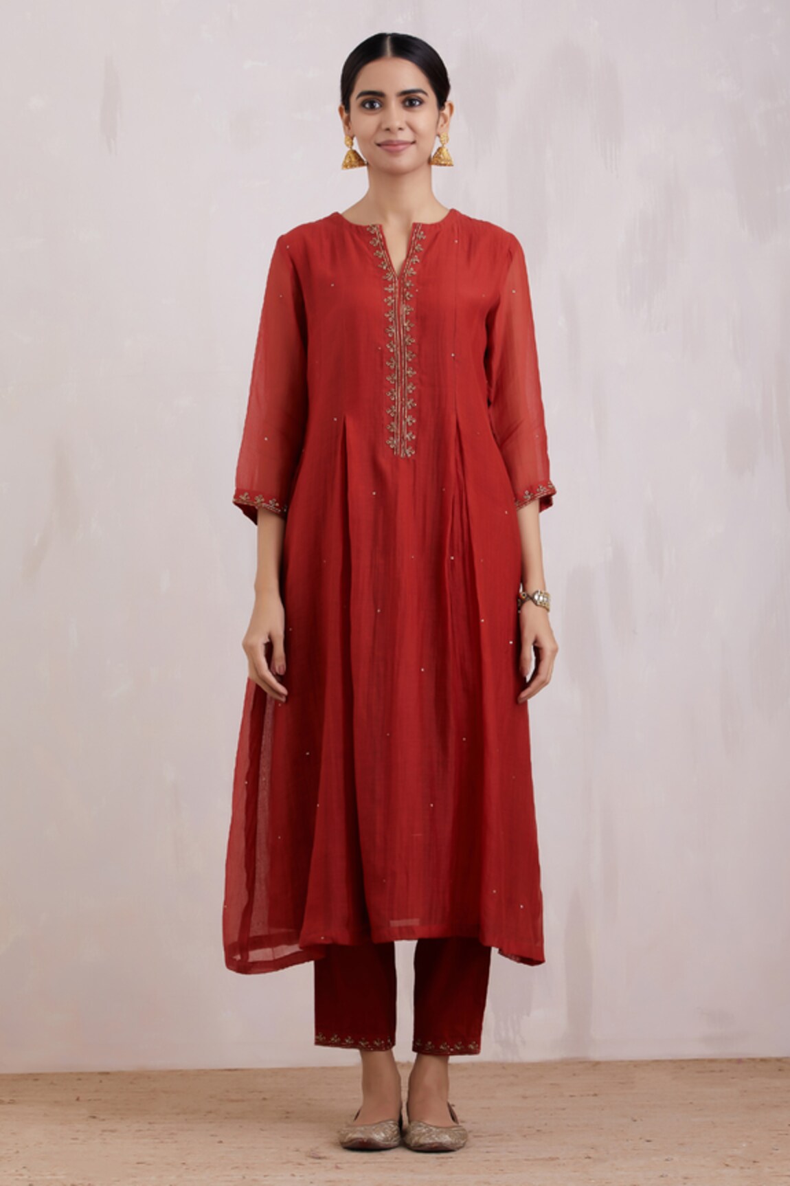 Barahmasi Zardozi Embroidered Chanderi Pleated Anarkali