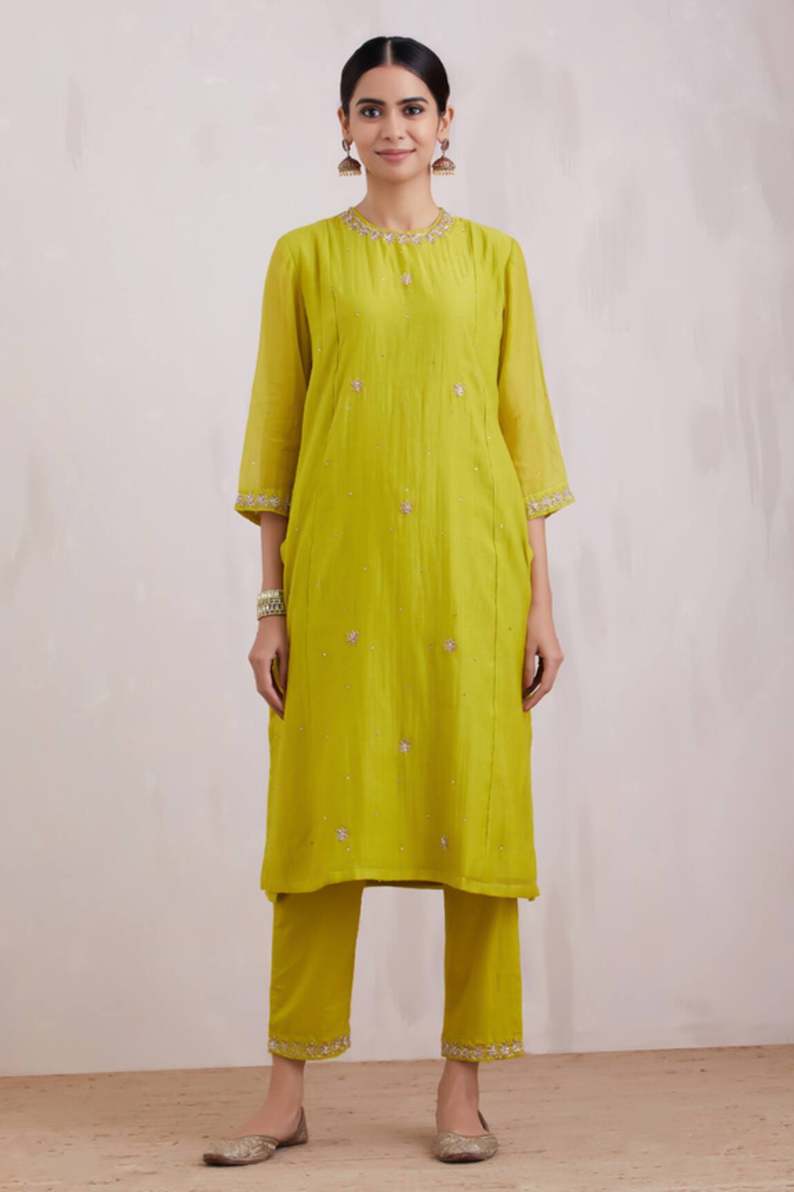 Barahmasi Floral Zardozi Embroidered Chanderi Kurta