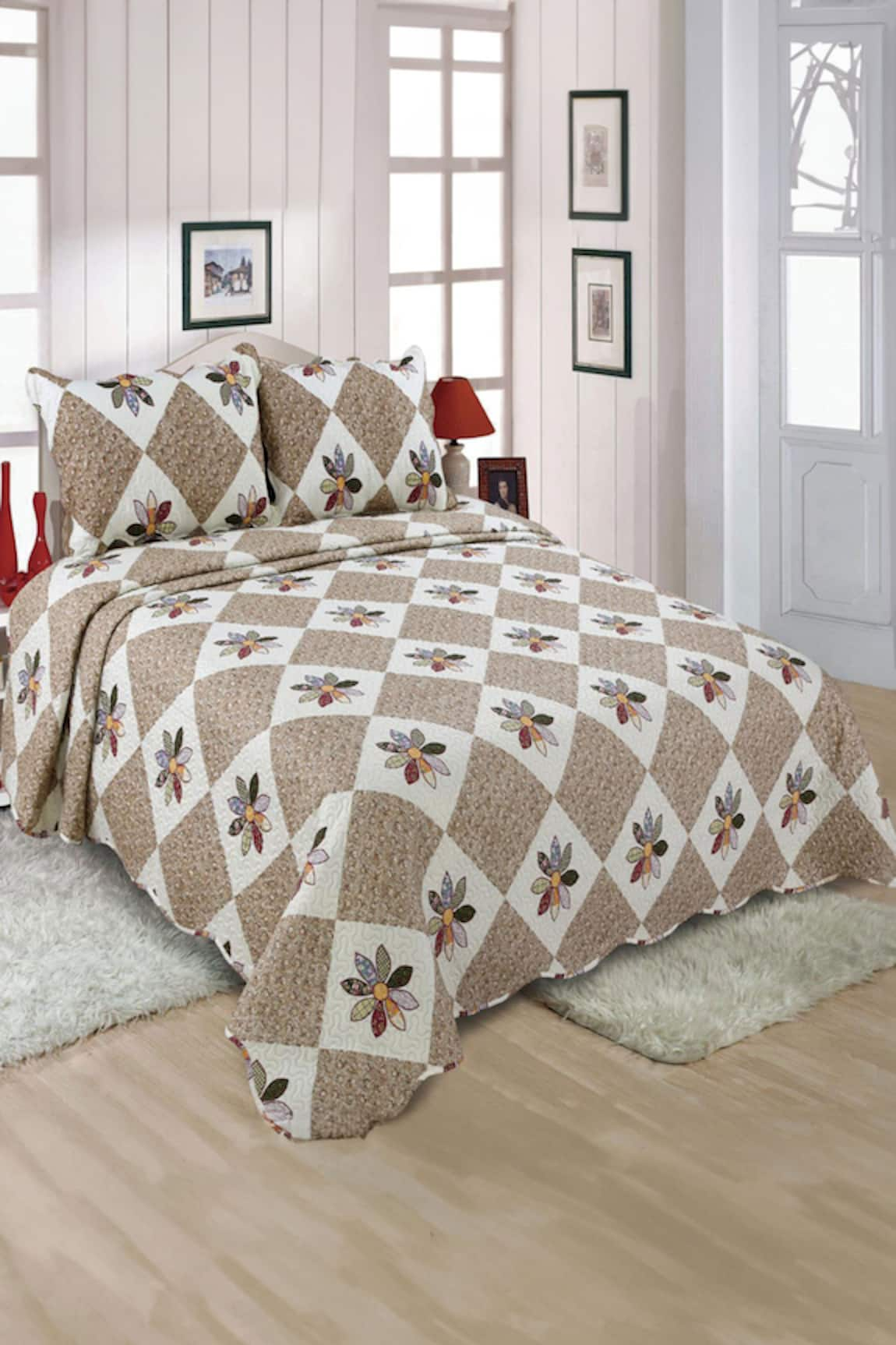 Quliting Tree Textured Floral Print Quilt With Pillow Covers