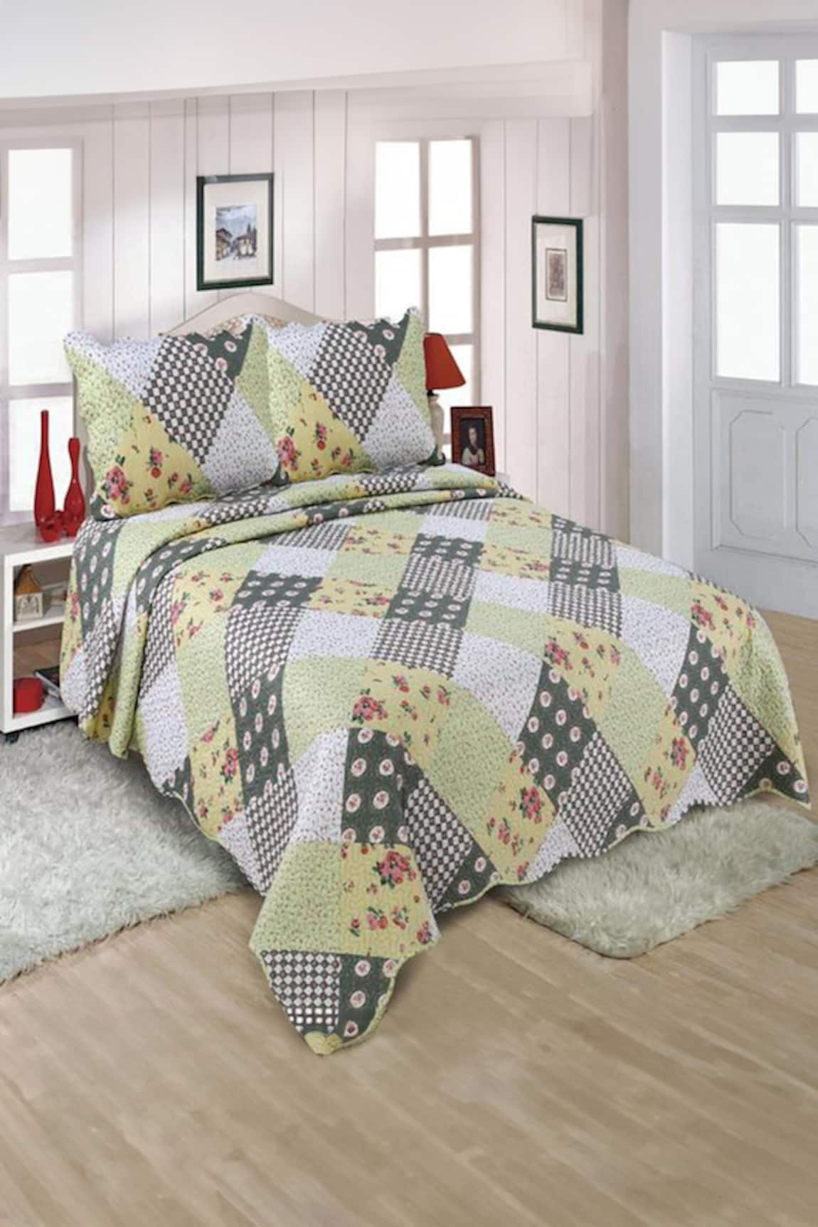 Quliting Tree Floral Chequered Pattern Quilt With Pillow Covers