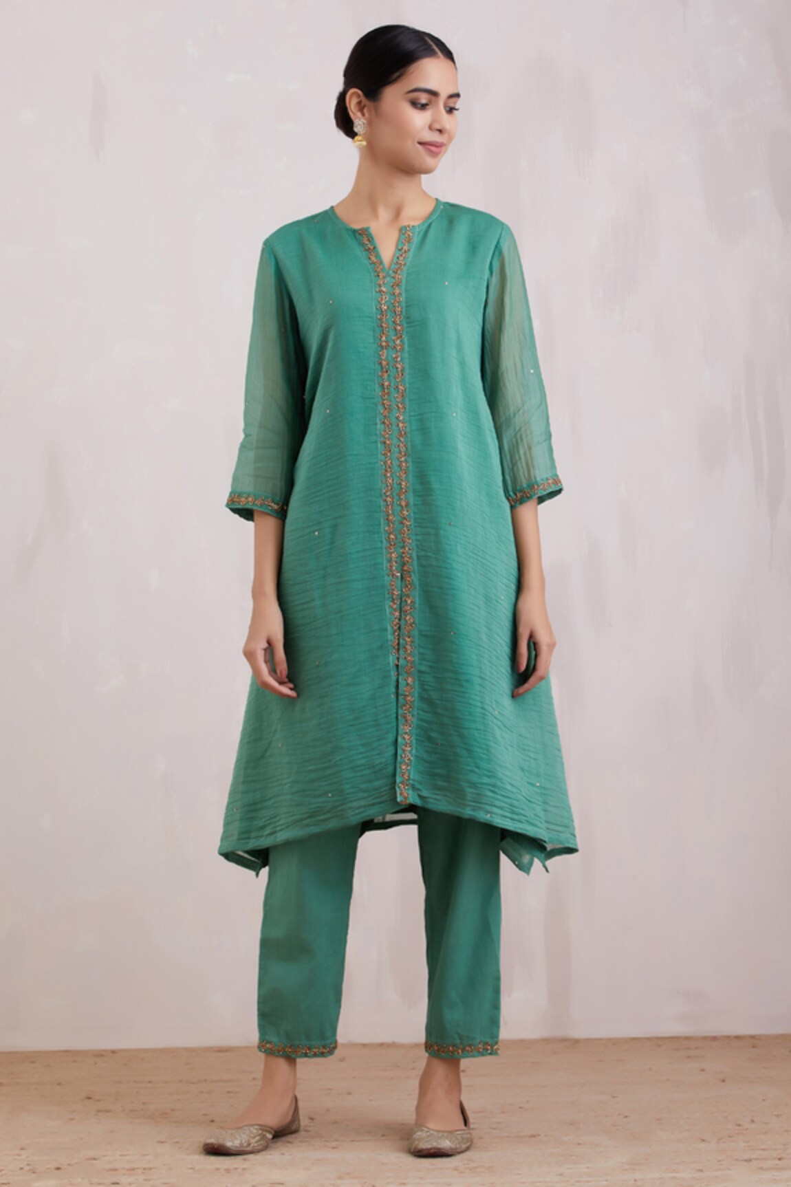 Barahmasi Zardozi Embroidered Chanderi A-line Kurta