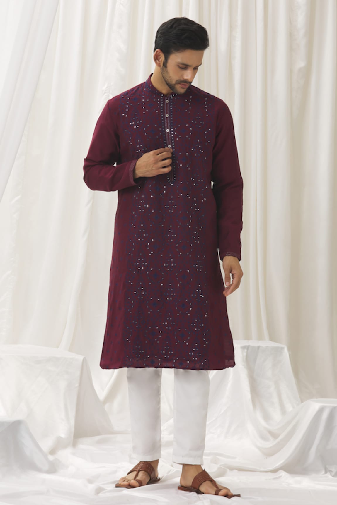 Alaya Advani Flower Embroidered Kurta With Pant