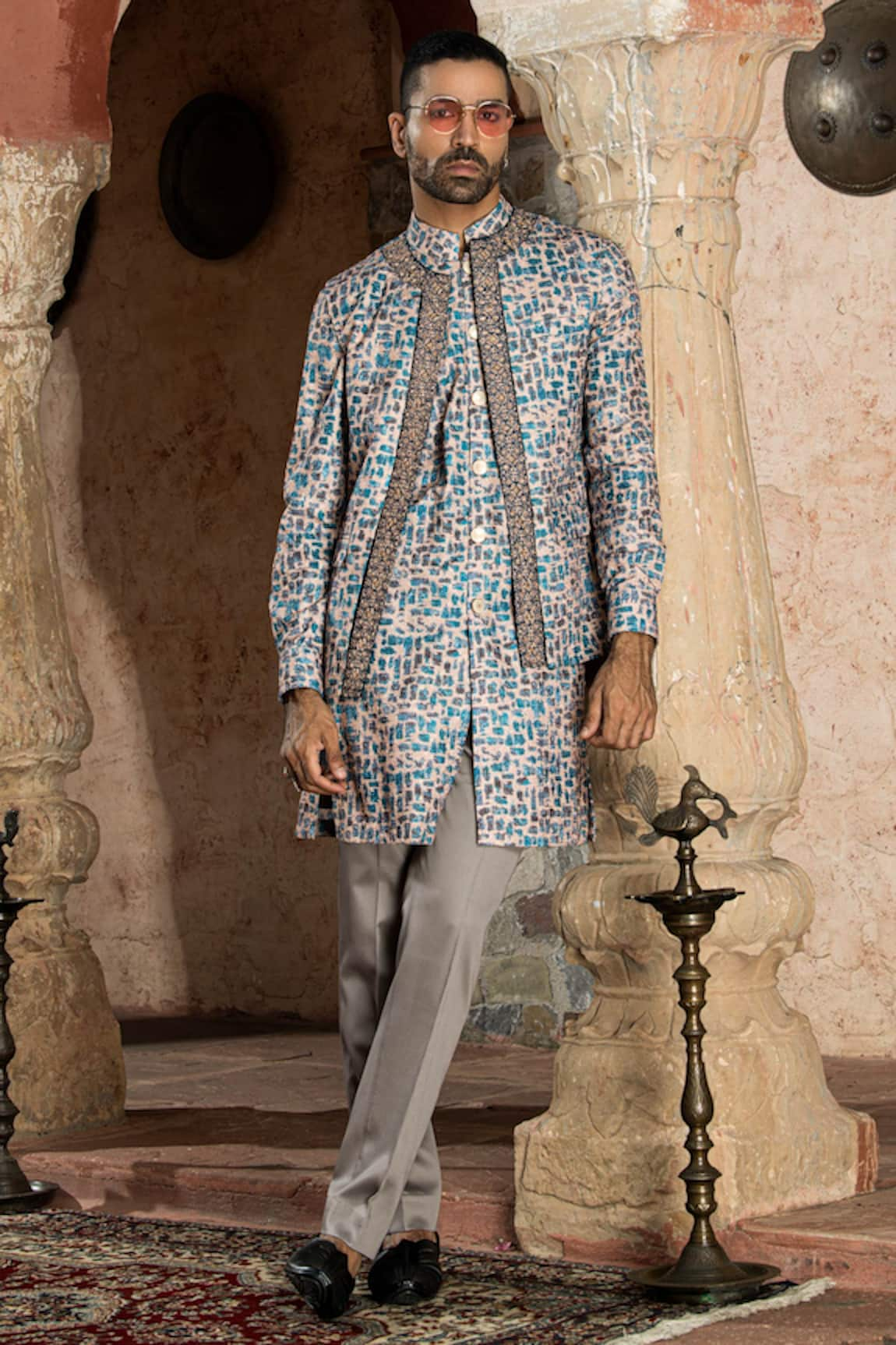 Abkasa Skyler Embroidered Bundi Kurta Set