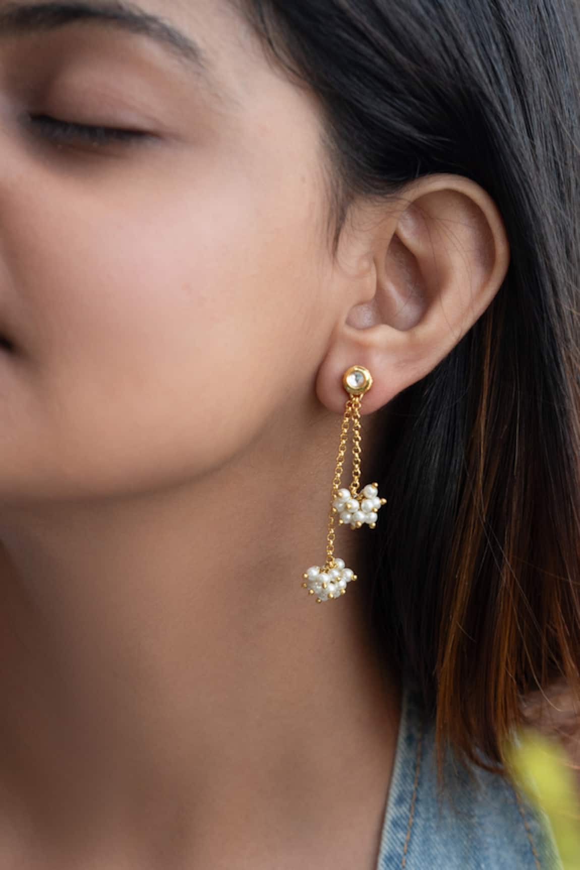 Do Taara Kundan Pearl Cluster Earrings