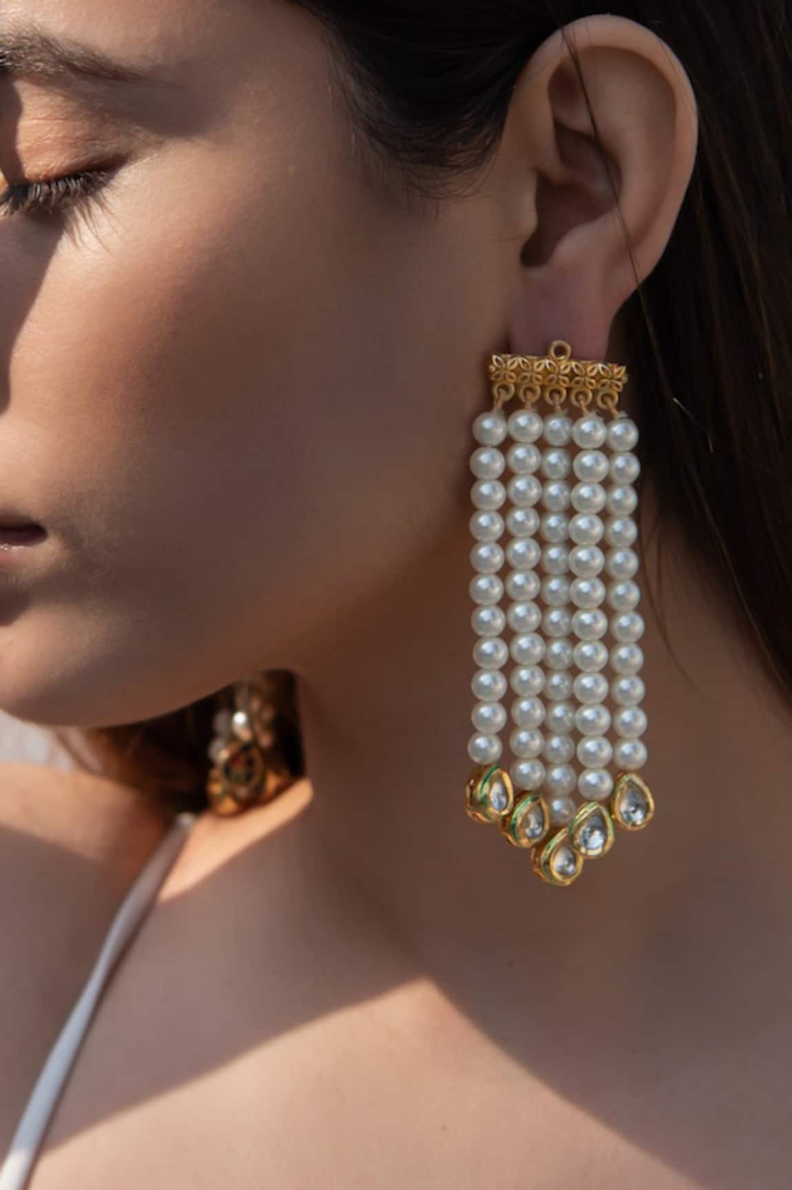 Do Taara Misty Pearl Tassel Dangler Earrings 
