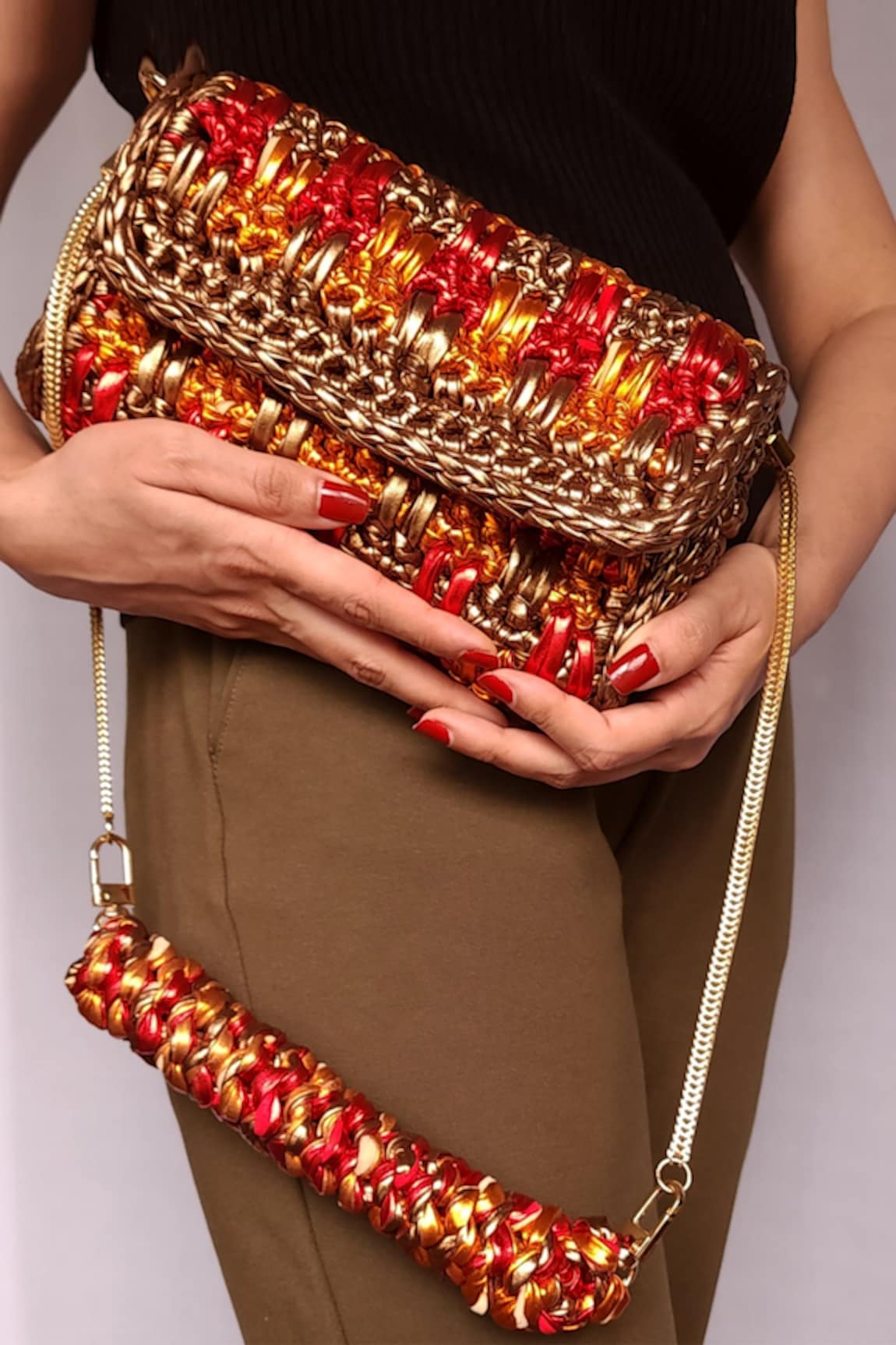 Stushè Trirangi Metallic Yarn Crossbody Clutch Bag