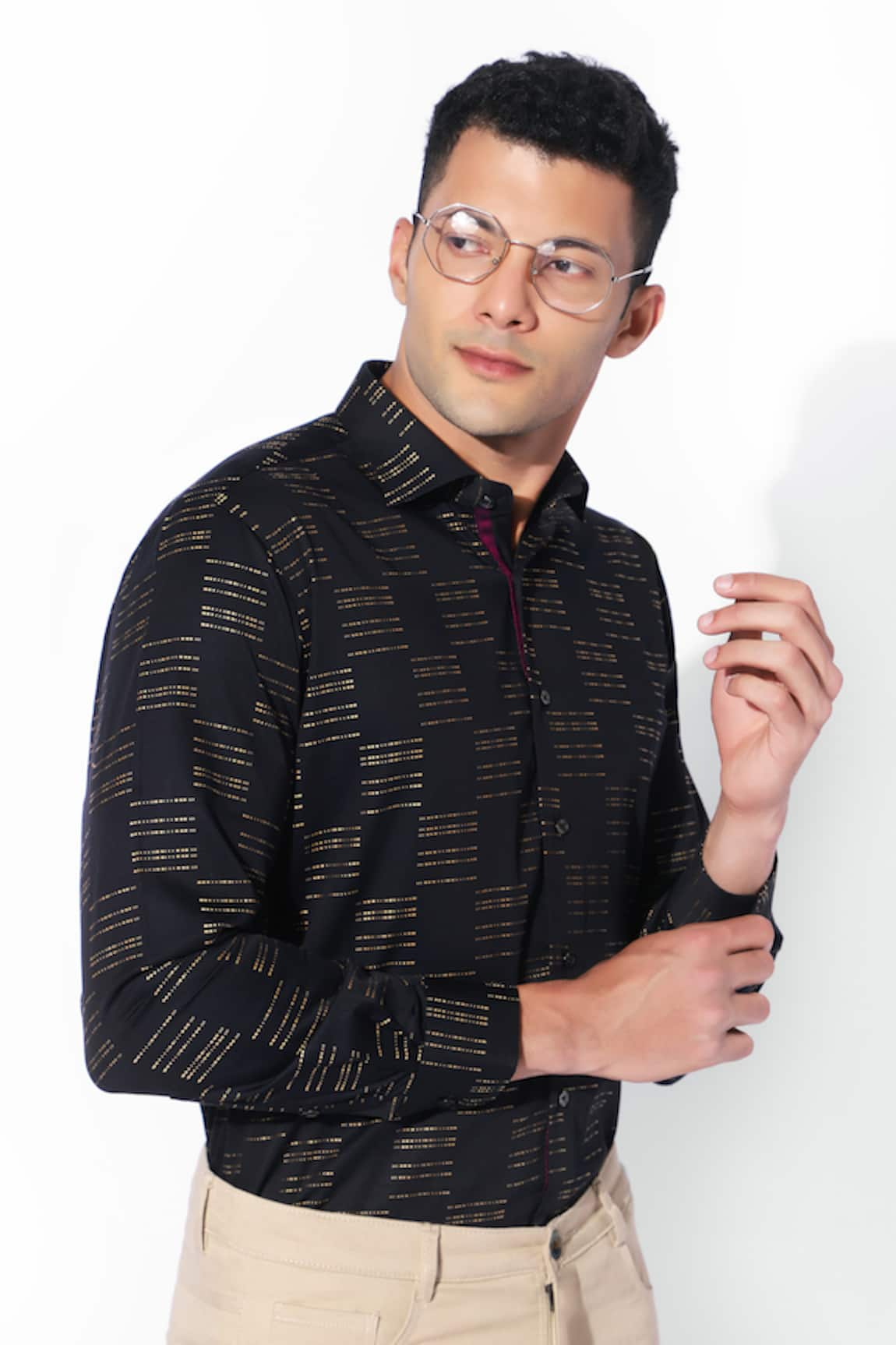 16Stitches Mosaic Woven Pattern Shirt