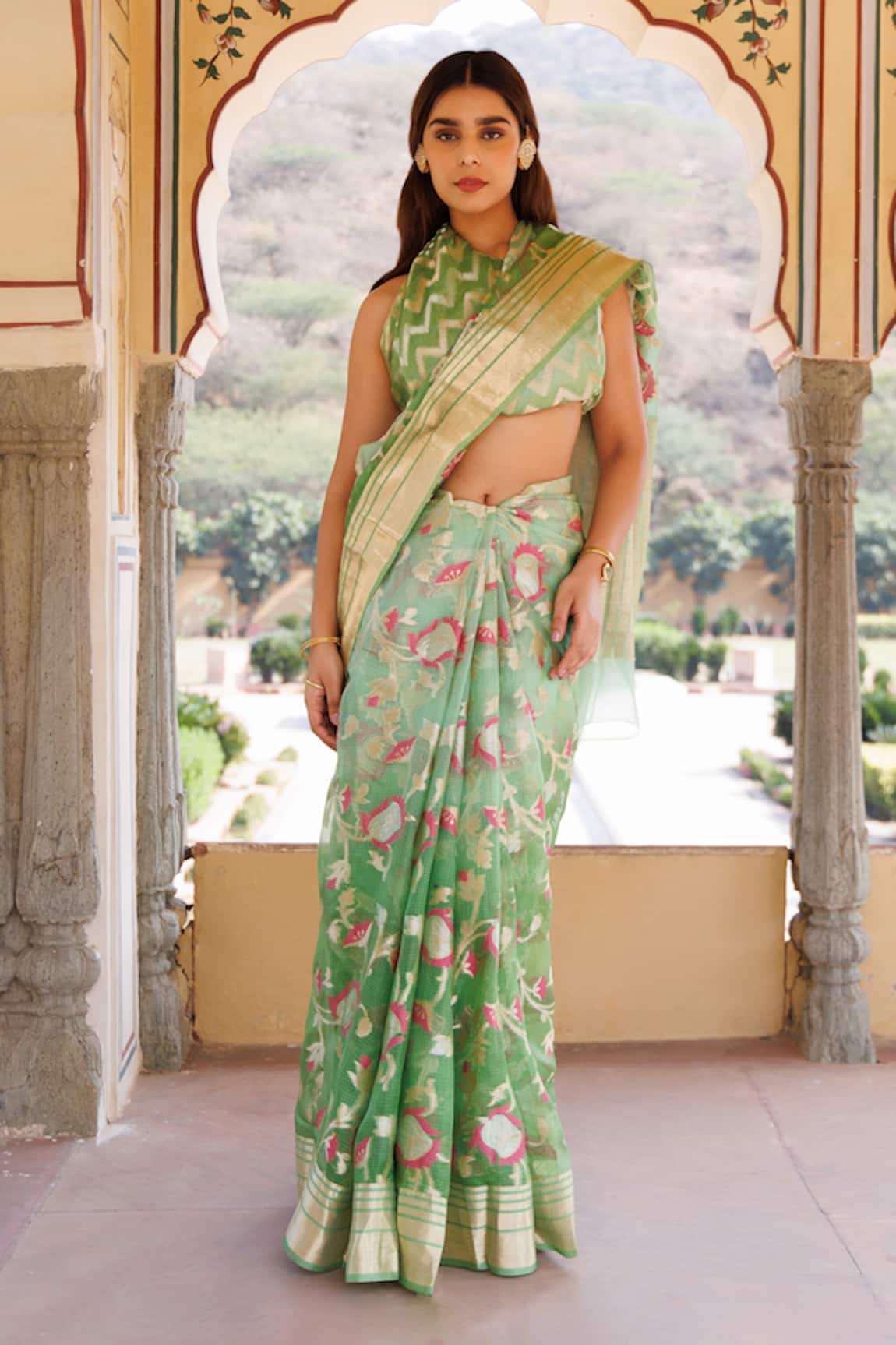 Geroo Jaipur Resham Jaal Pattern Saree With Unstitched Blouse Piece