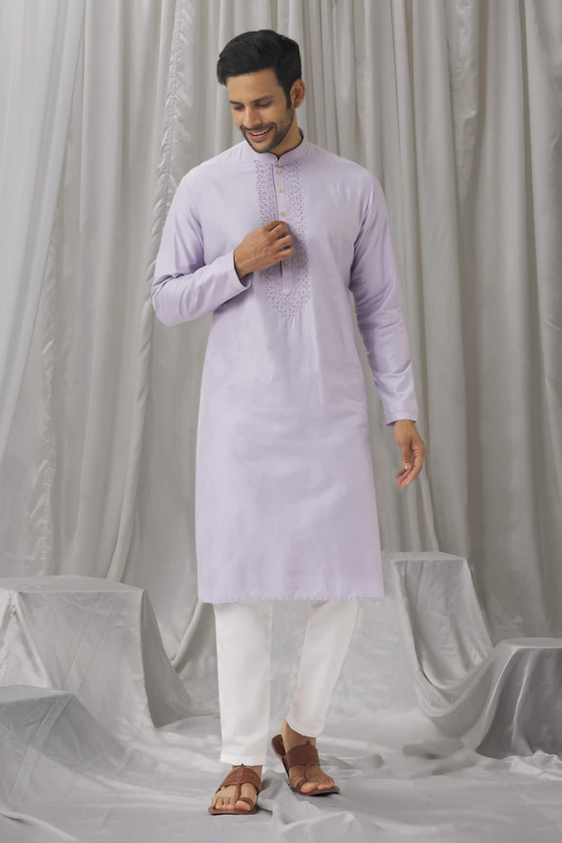 Alaya Advani Straight Embroidered Placket Kurta With Pant