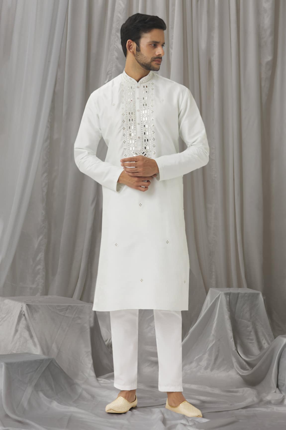 Alaya Advani Mirror Work Kurta With Pant