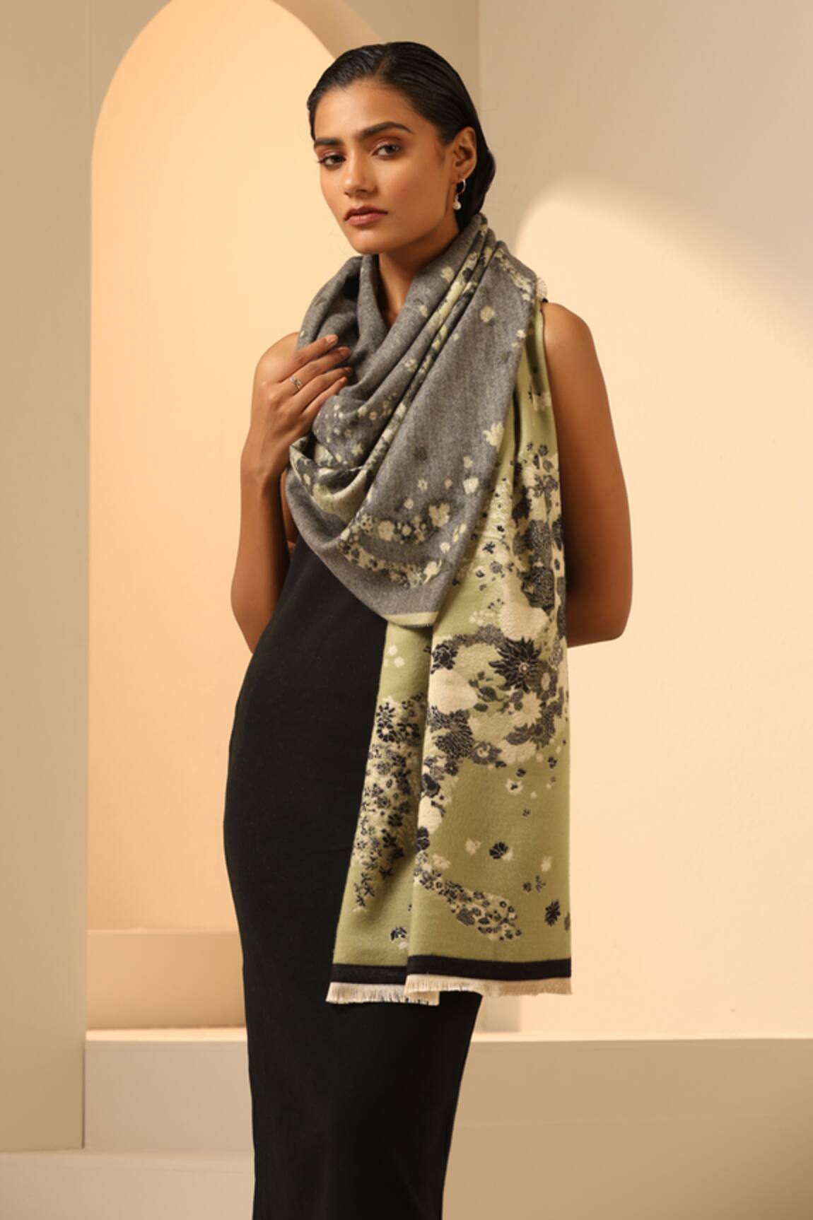 Dusala Hope Floral Woven Stole