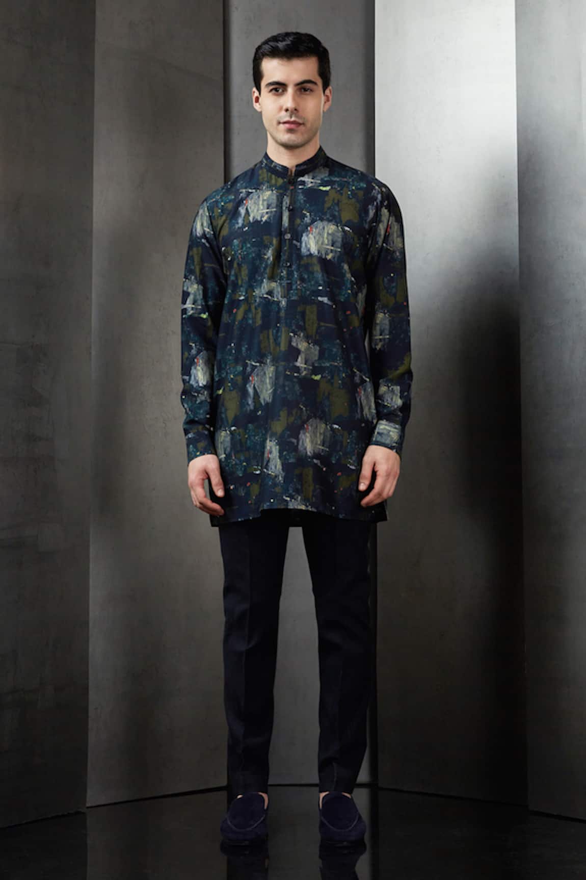 Rohit Gandhi + Rahul Khanna Big Glitch Tropical Print Silk Kurta 