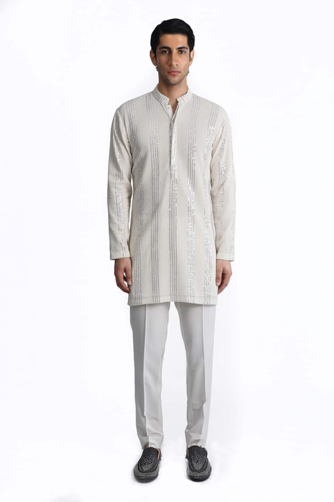 Rohit Gandhi + Rahul Khanna Chikankari Thread Embroidered Short Kurta