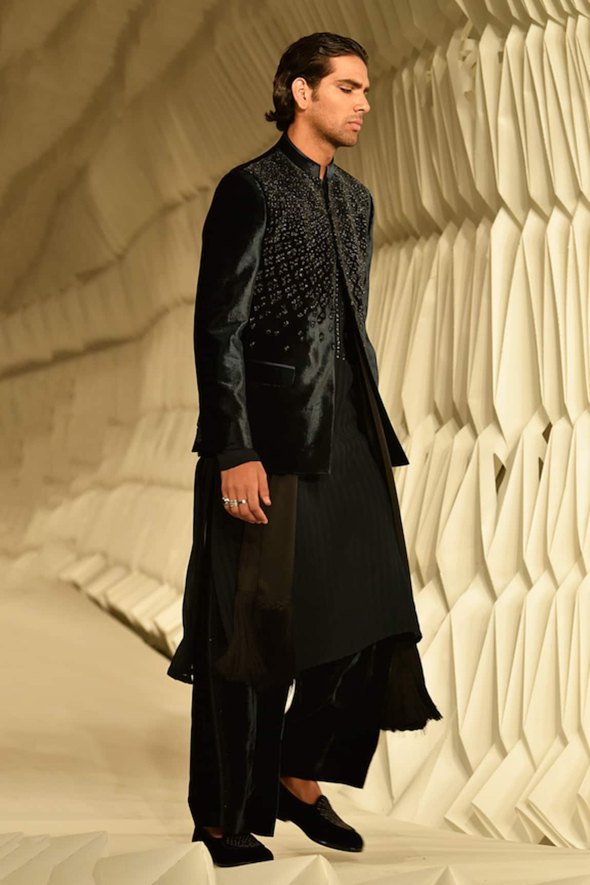 Rohit Gandhi + Rahul Khanna Spaced Out Pintuck Kurta & Pyjama Set 