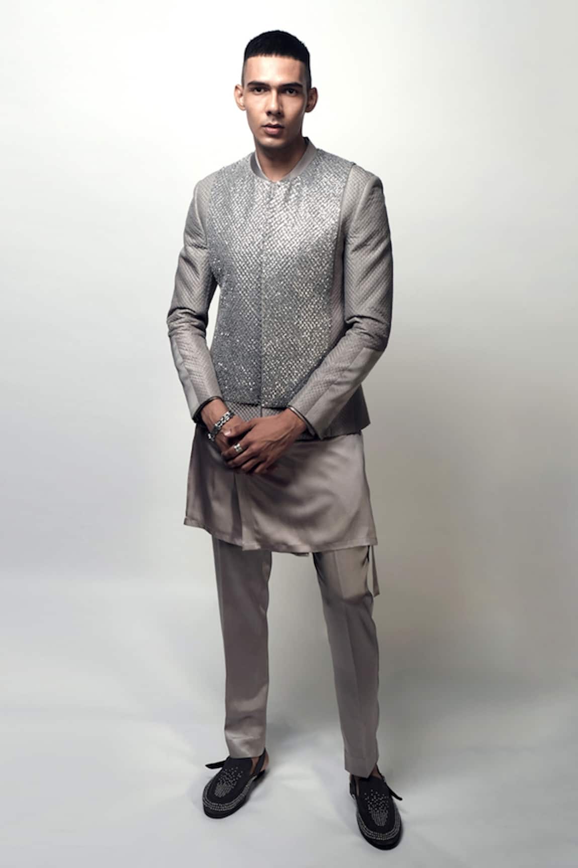Rohit Gandhi + Rahul Khanna Louvers Solid Kurta 