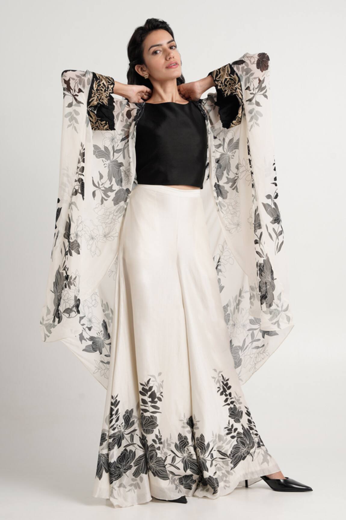 Madder Much Lucy Floral Pattern Embroidered Jacket 