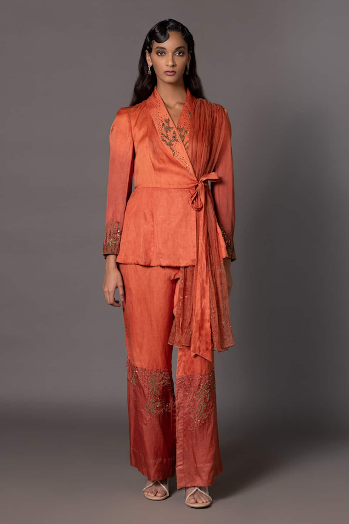 A Humming Way Gujiri Ombre Wrap Jacket With Trouser