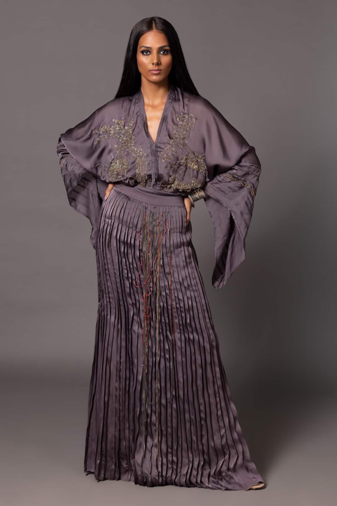 A Humming Way Shikhar Baugh Threadwork Kimono With Skirt