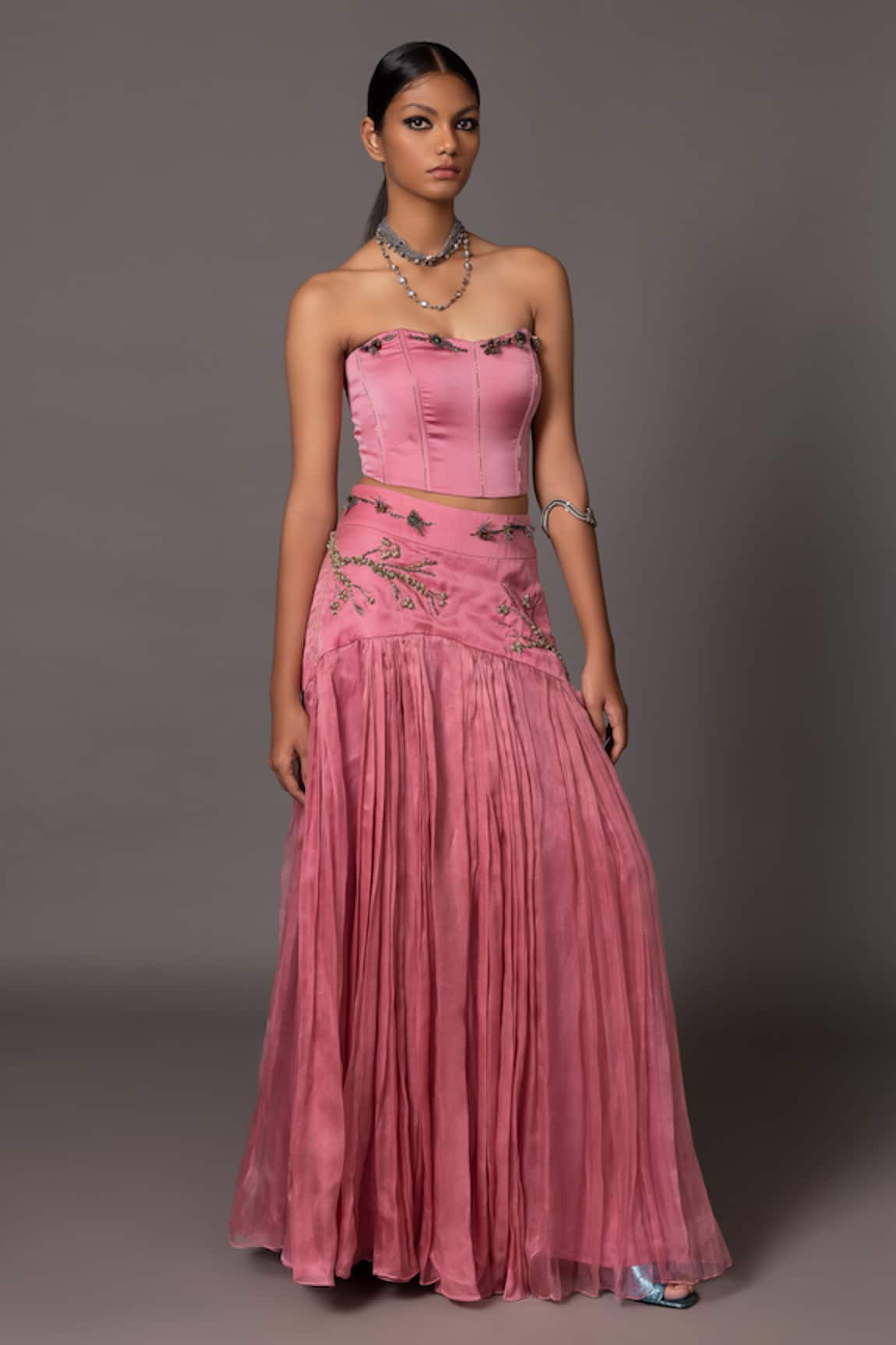 A Humming Way Kaner Metallic Thread Embroidered Skirt With Corset