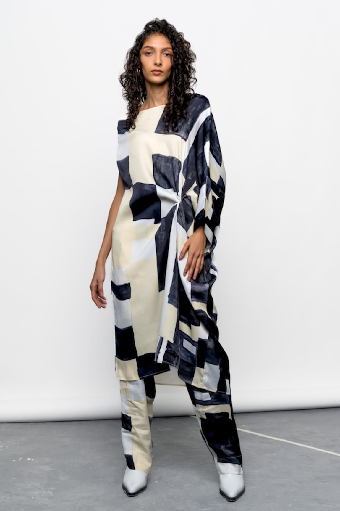 OFRIDA Geometric Print Off Shoulder Dress