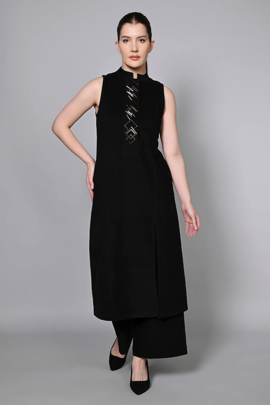 House of Manaa Metal Frame Placket Embellished Kurta With Palazzo