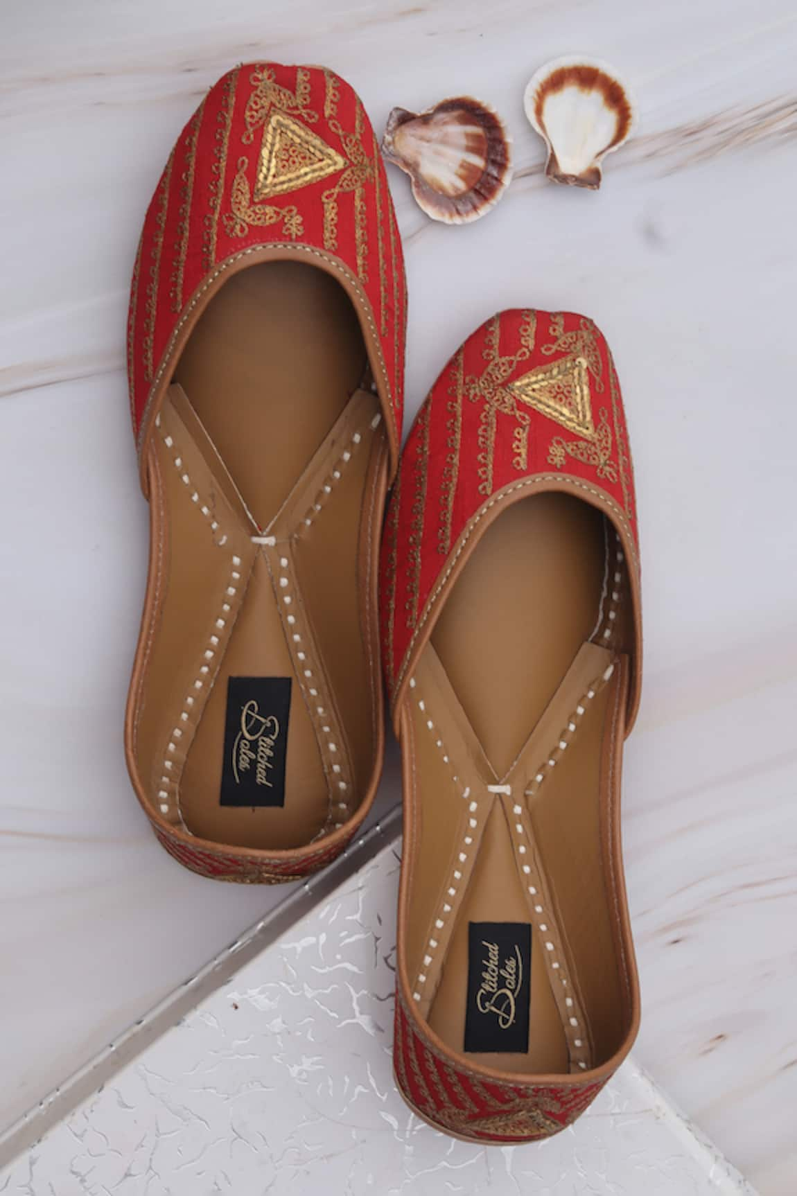 Stitched soles Laal Syahi Kasab & Tikki Handwork Juttis