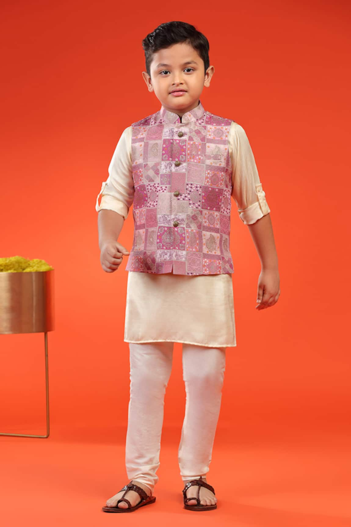 Kora By Nilesh Mitesh Mandala Tile Pattern Bundi Kurta Set