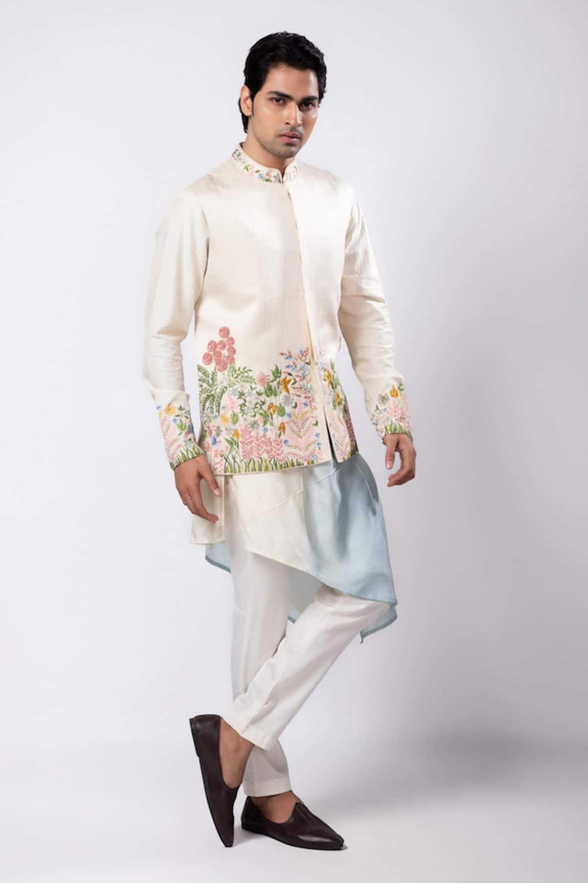 Smriti by Anju Agarwal Dhyey Hand Embroidered Nehru Jacket