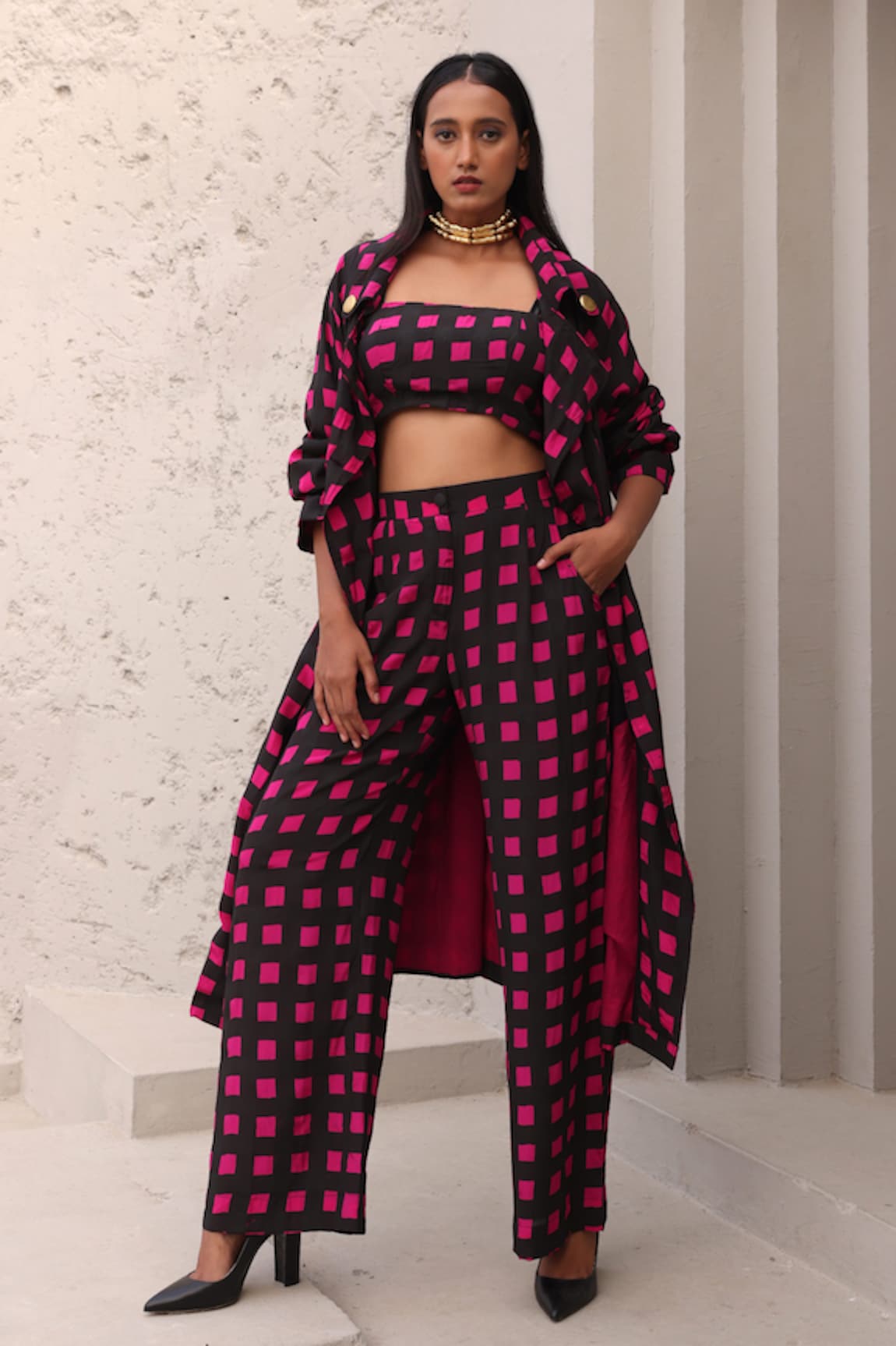 Aapro Ruth Checkered Print Trench Jacket Pant Set