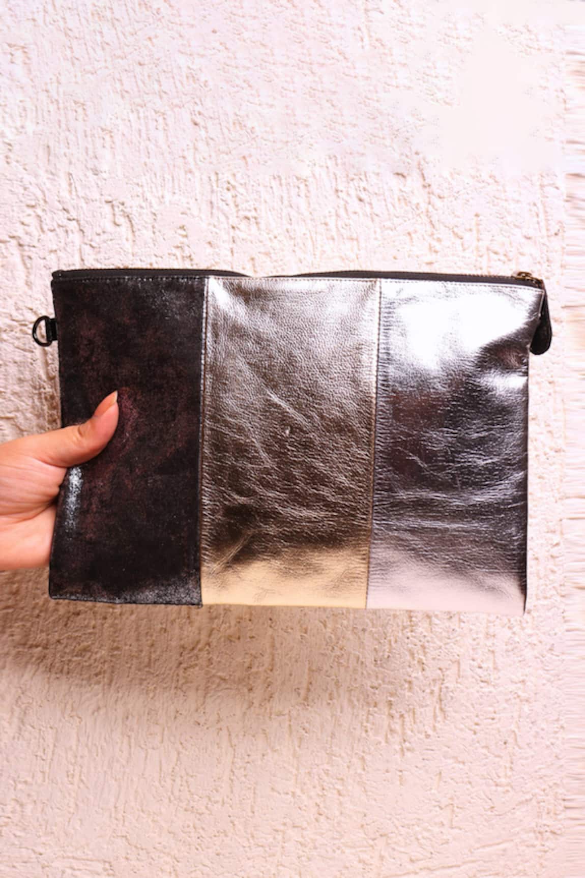 Sandalwali Tribeca Metallic Leather Bag With Detachable Strap