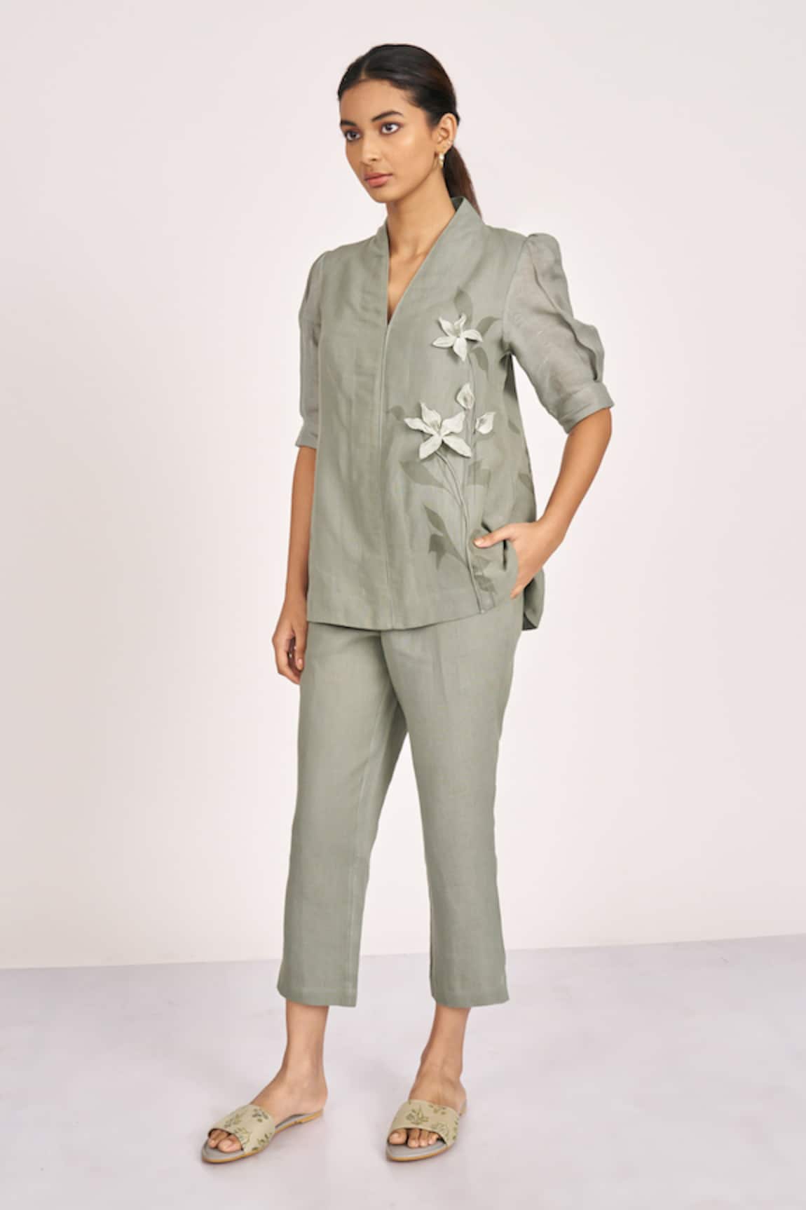 Kaveri 3D Lily Bloom Applique Top 