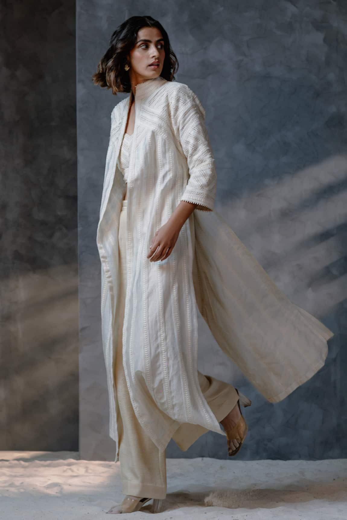 Neither Nor Thread Embroidered Stand Collar Long Jacket